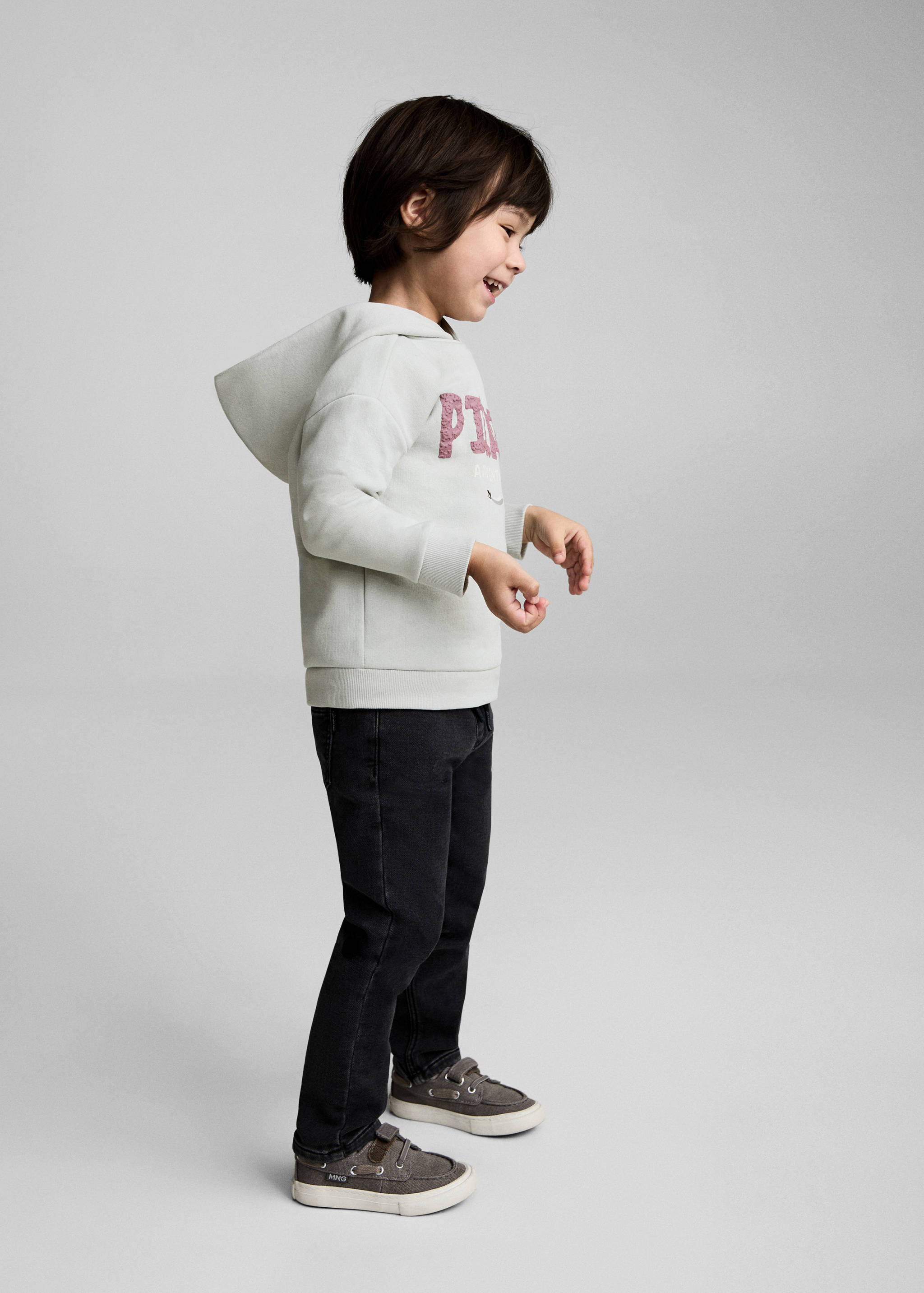 Collegetröja relief design - Allmän bild