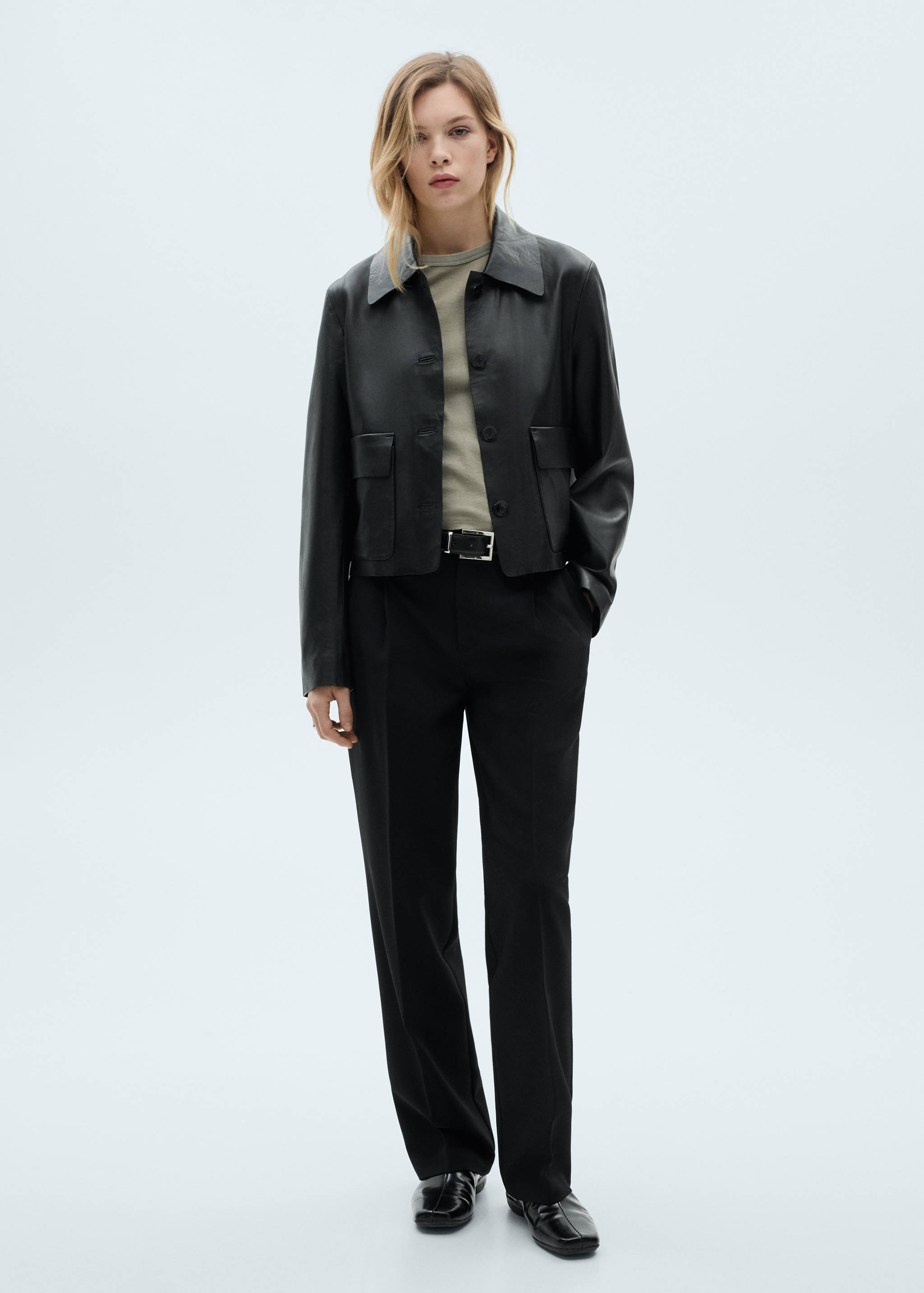 Straight-fit pleated pants - General plane