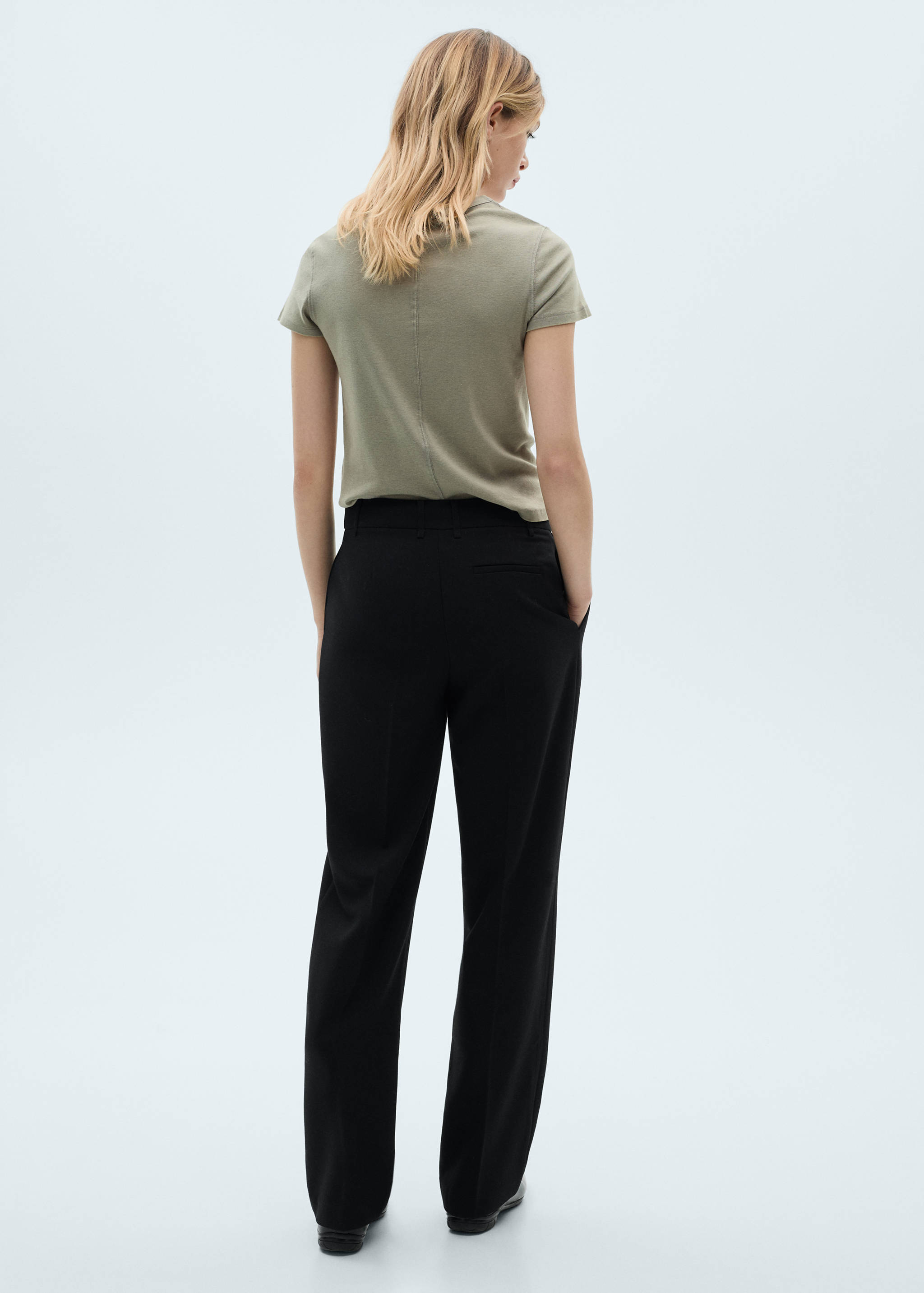 Straight-fit pleated pants - Reverse of the article