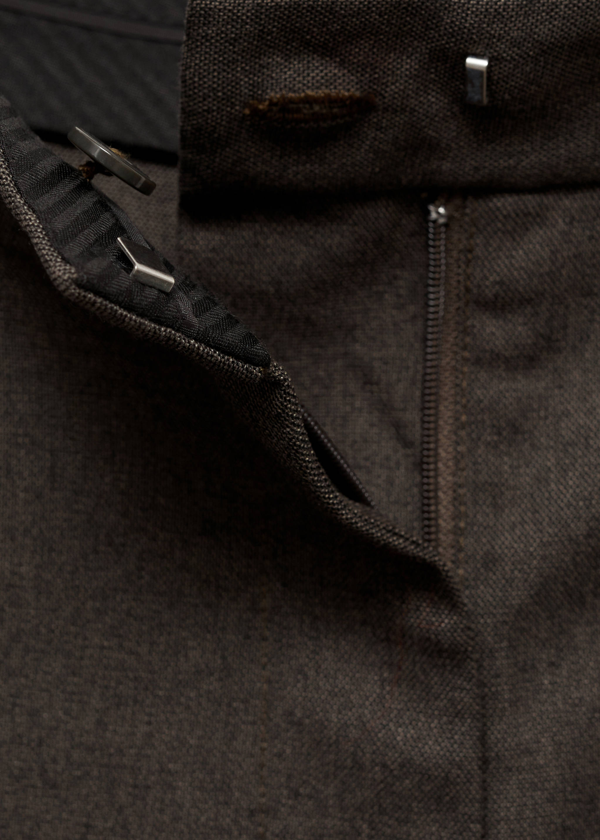 Buttoned-hem wide leg trousers - Details of the article 8