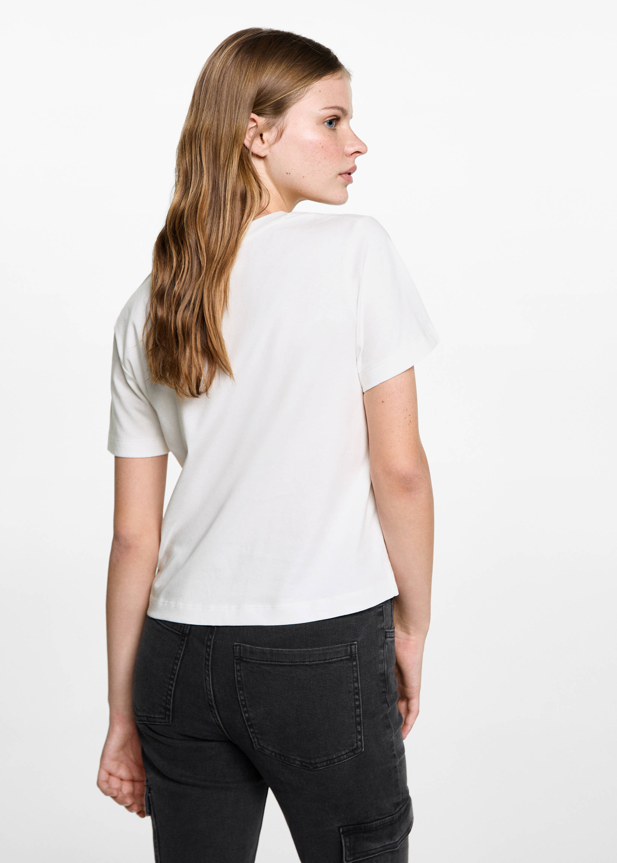 V-neck T-shirt - Reverse of the article