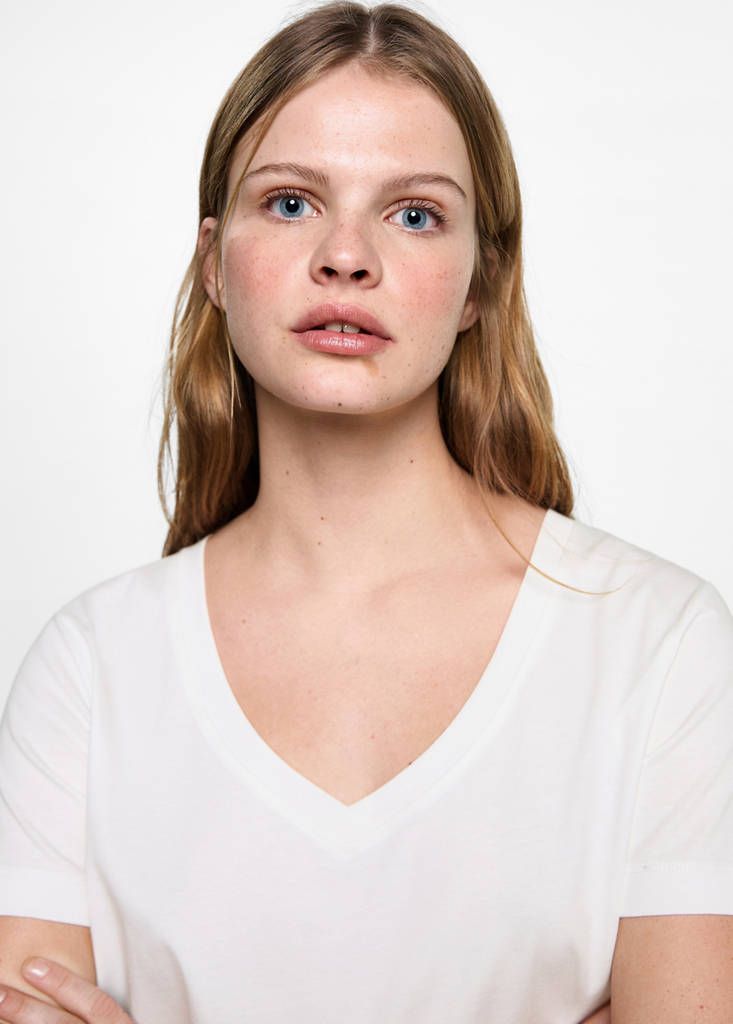 V-neck T-shirt — Off White