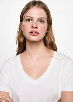 V-neck T-shirt — Off White 3