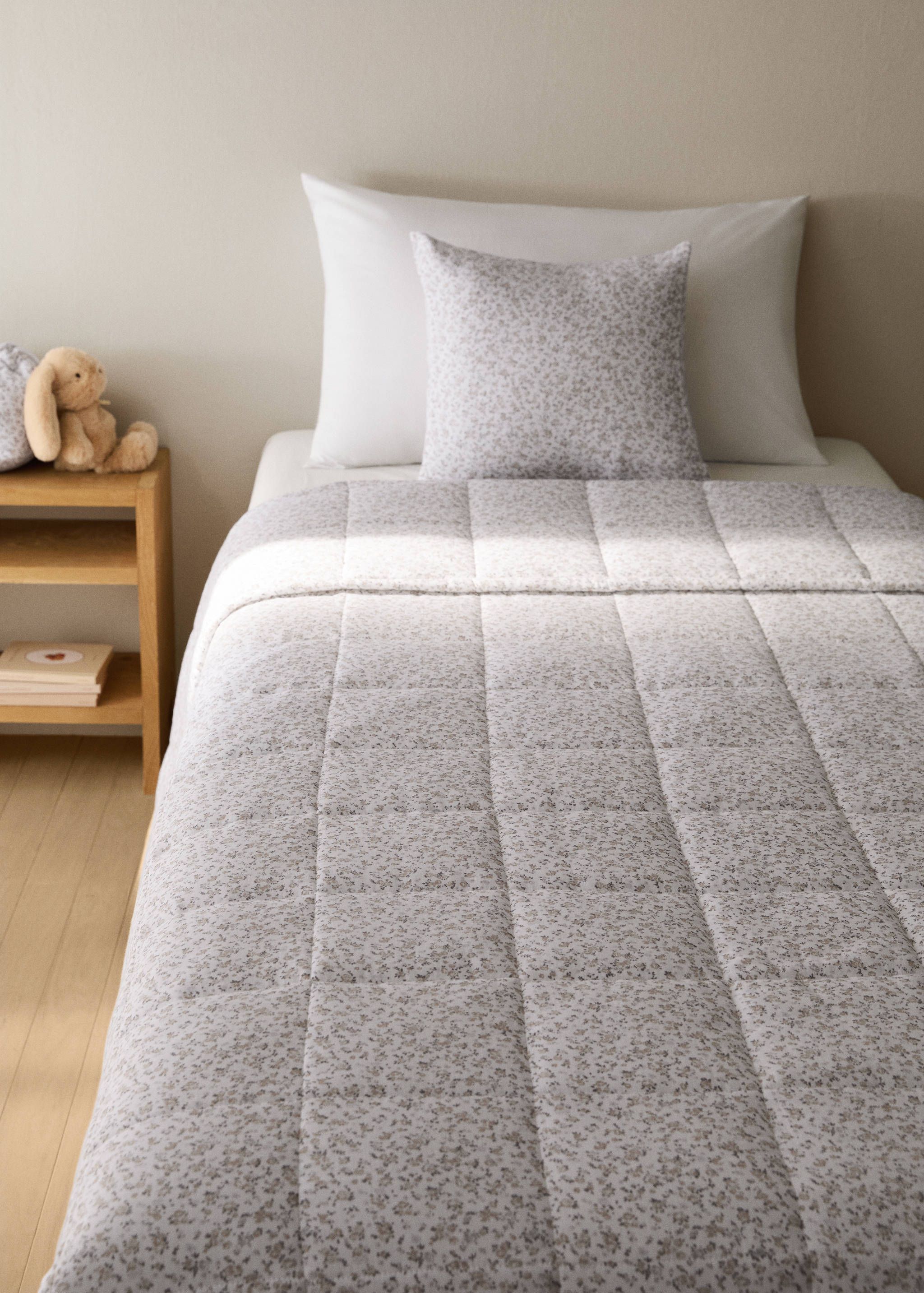 Cuvertură pentru pătuț din bumbac cu imprimeu floral - Plan general