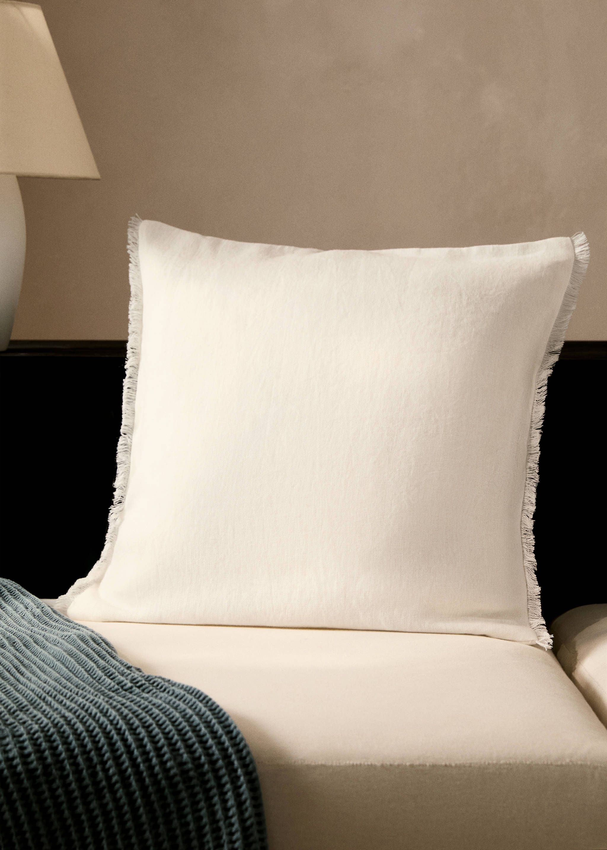 Vászon párnahuzat rojtokkal, 50x50 cm - Általános sík