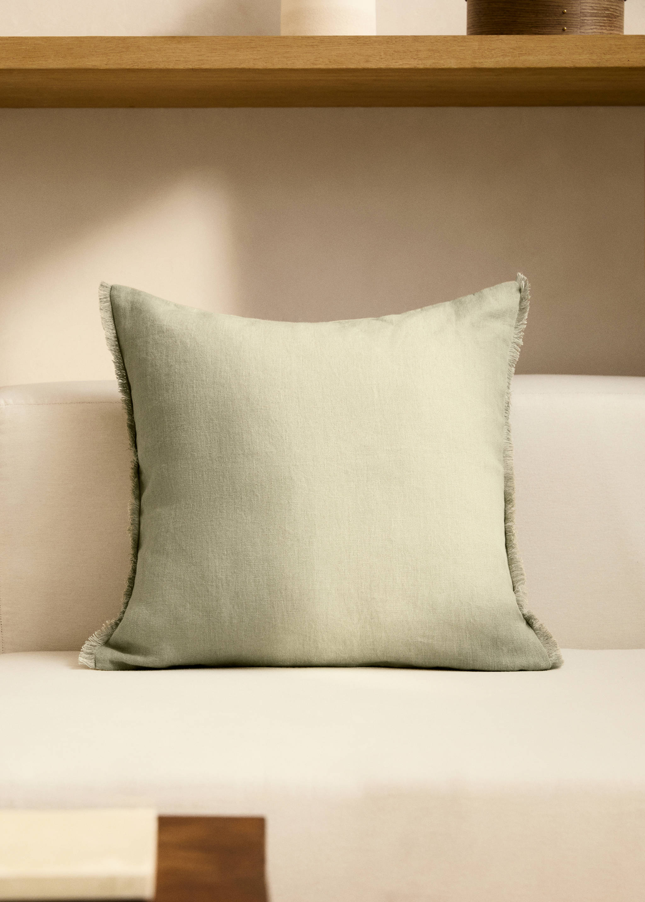 Linen cushion cover with fringes 50x50 cm - General plane