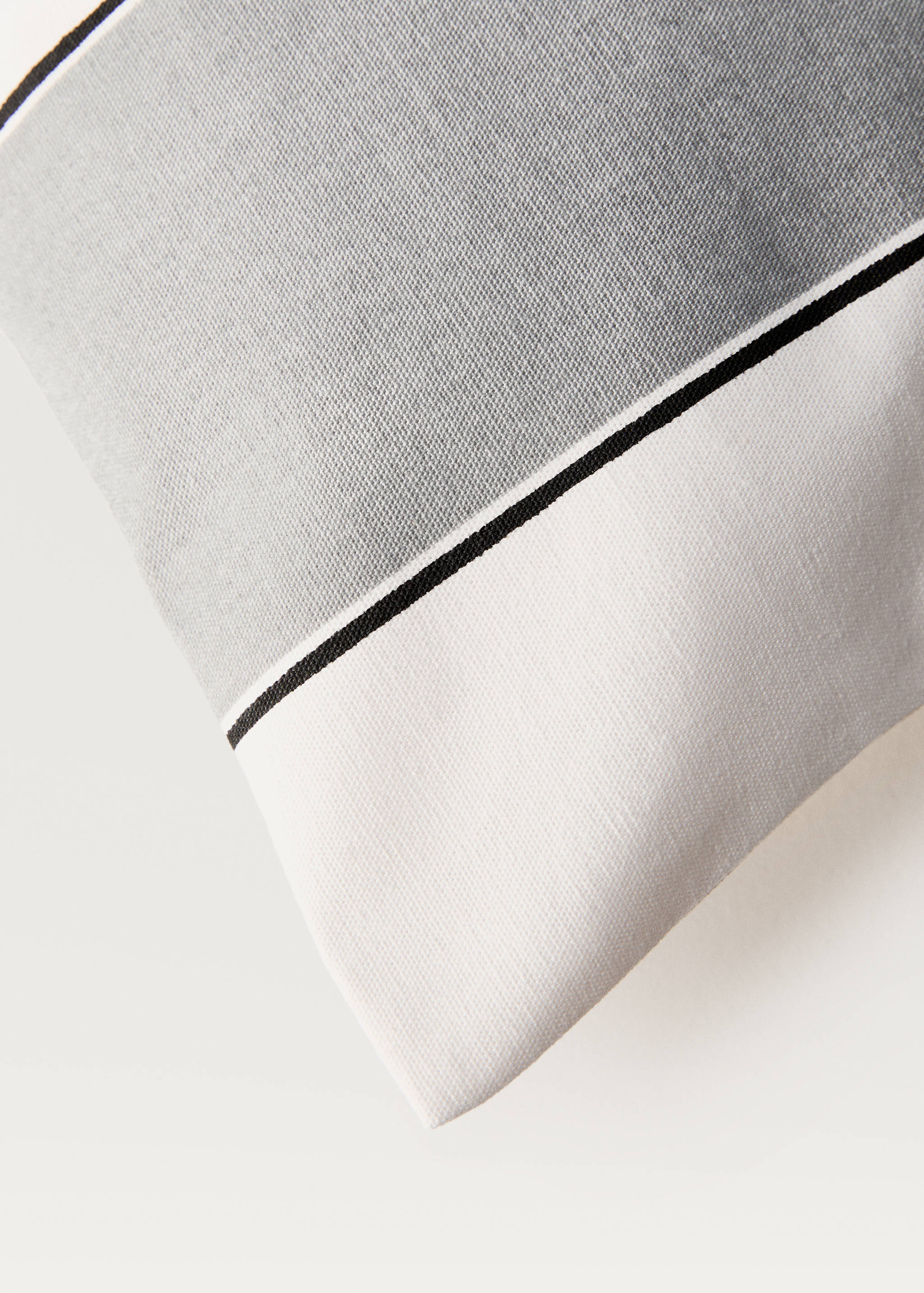 Waterproof striped cushion cover 30x50 cm - Details of the article 1