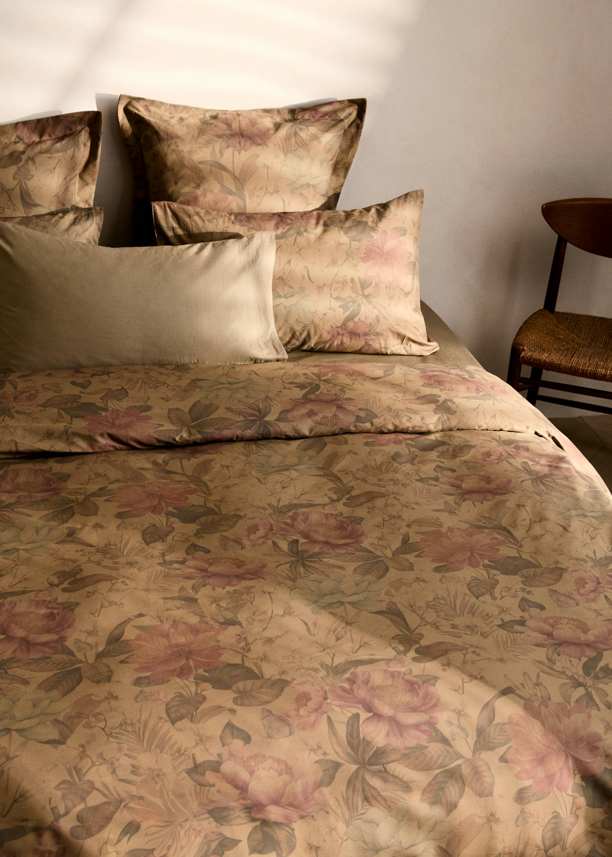 Cotton percale multi-colored floral-print duvet cover for 150/160cm bed - Details of the article 7