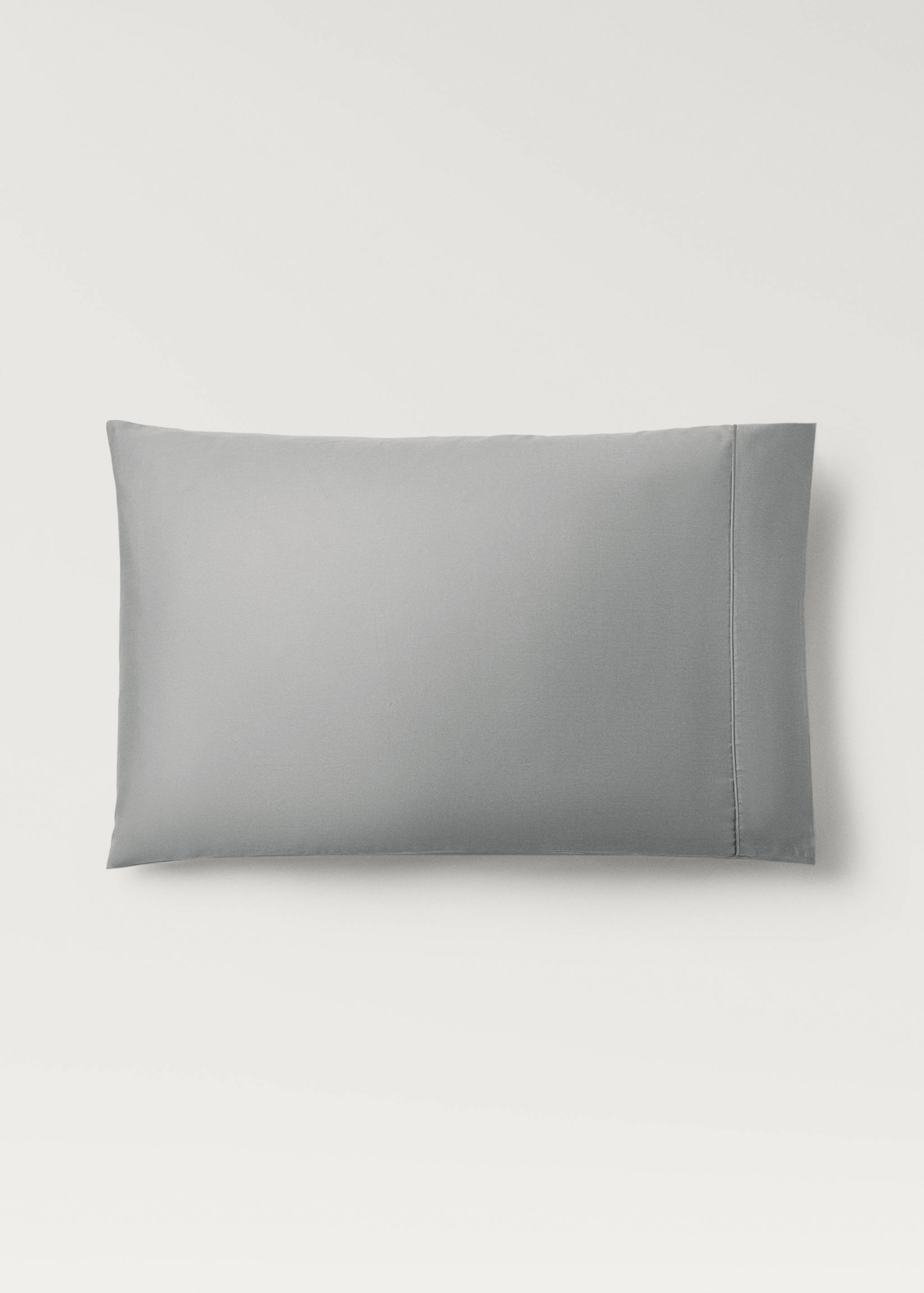 Two 600-thread cotton satin pillowcases 50x75 cm - Article without model