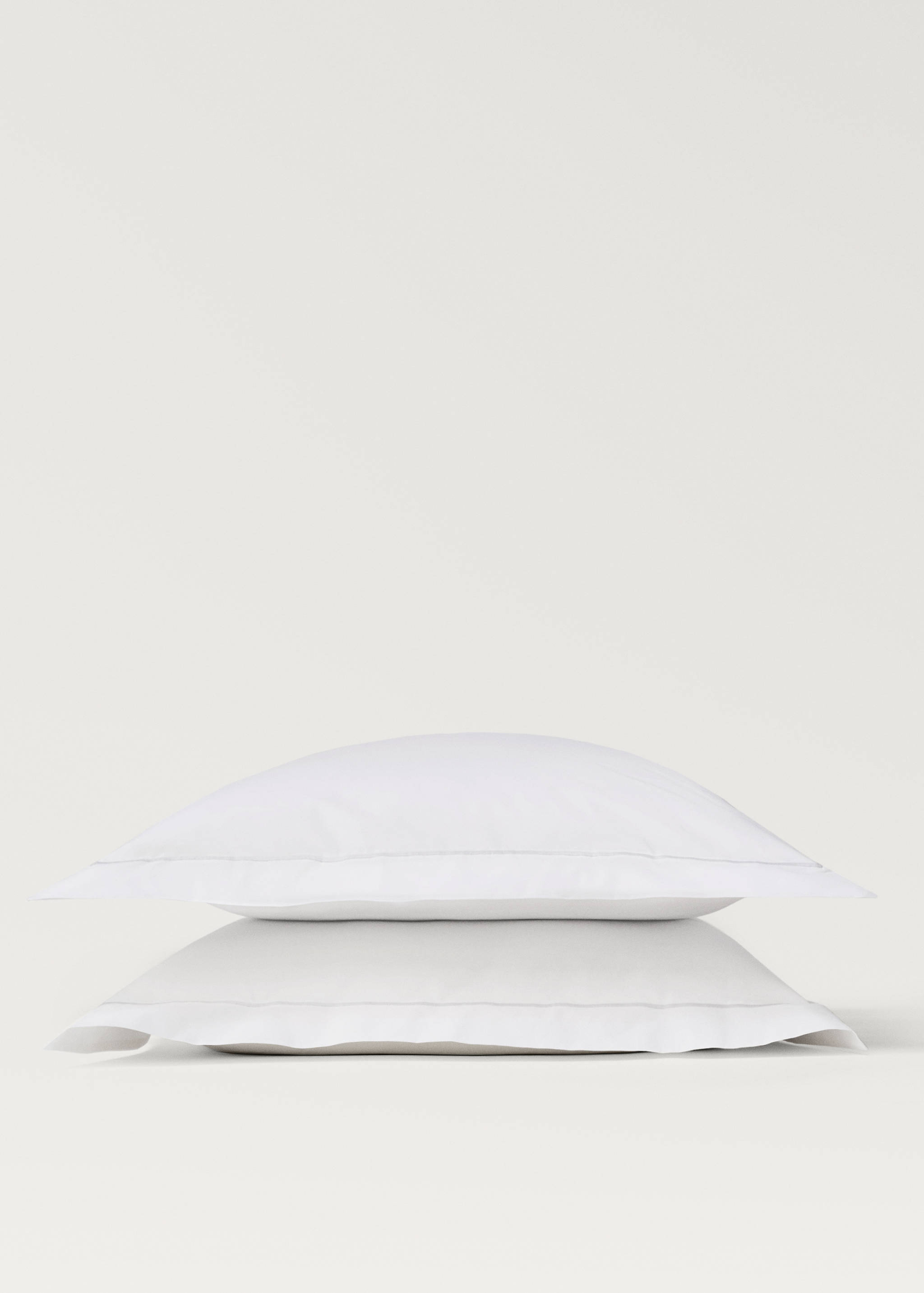 Two cotton percale pillowcases with scalloped detail 60x60 cm - Details of the article 1
