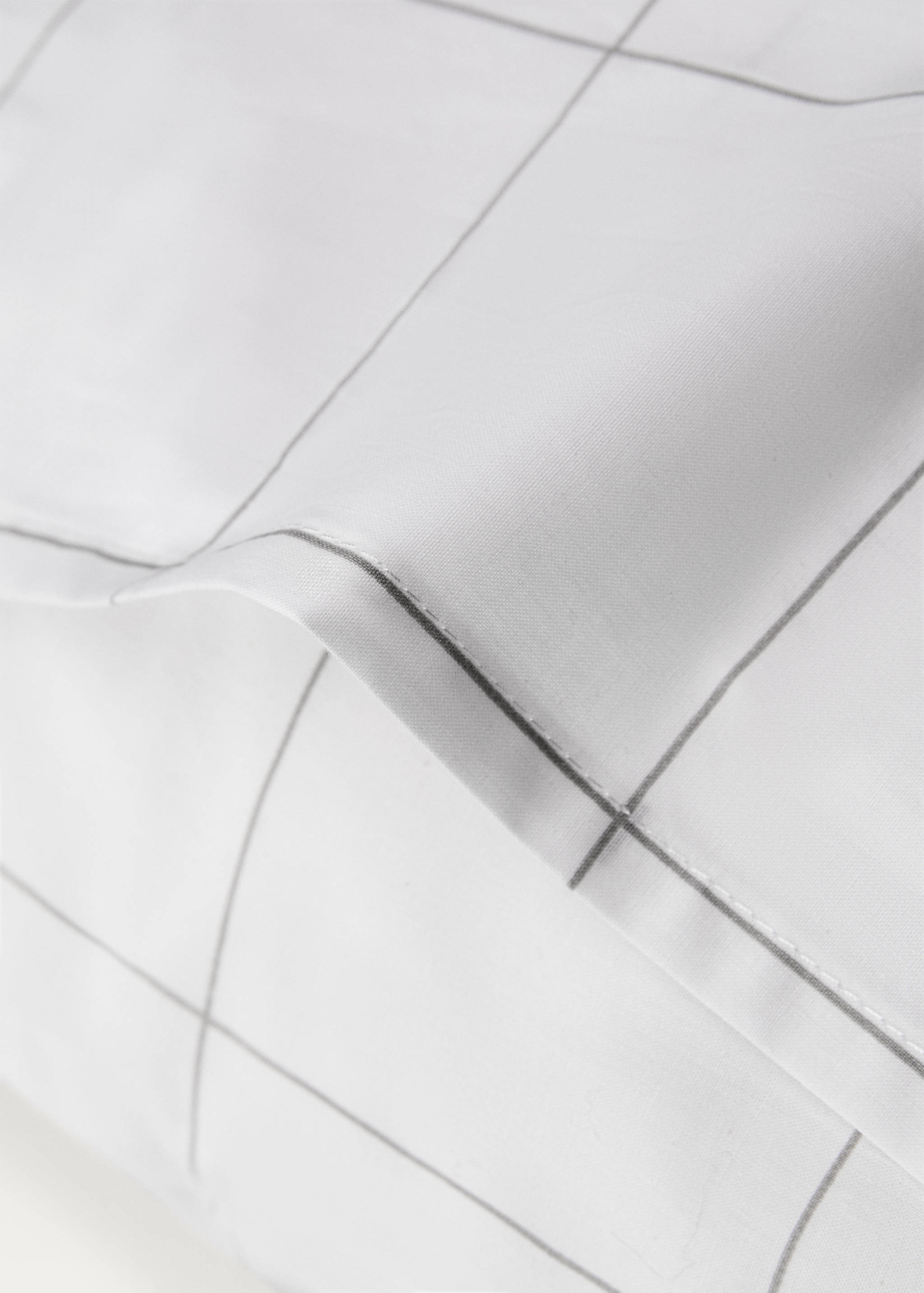 Two cotton percale two-tone check pillowcases 50x75 cm - Details of the article 1