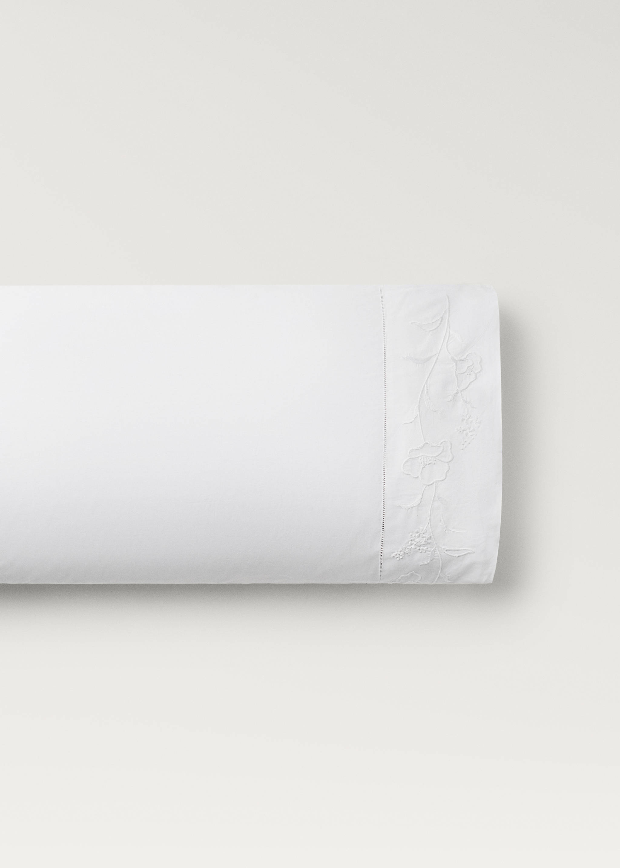 Taie d’oreiller coton brodé à la main fleur 45x110 cm - Article sans modèle