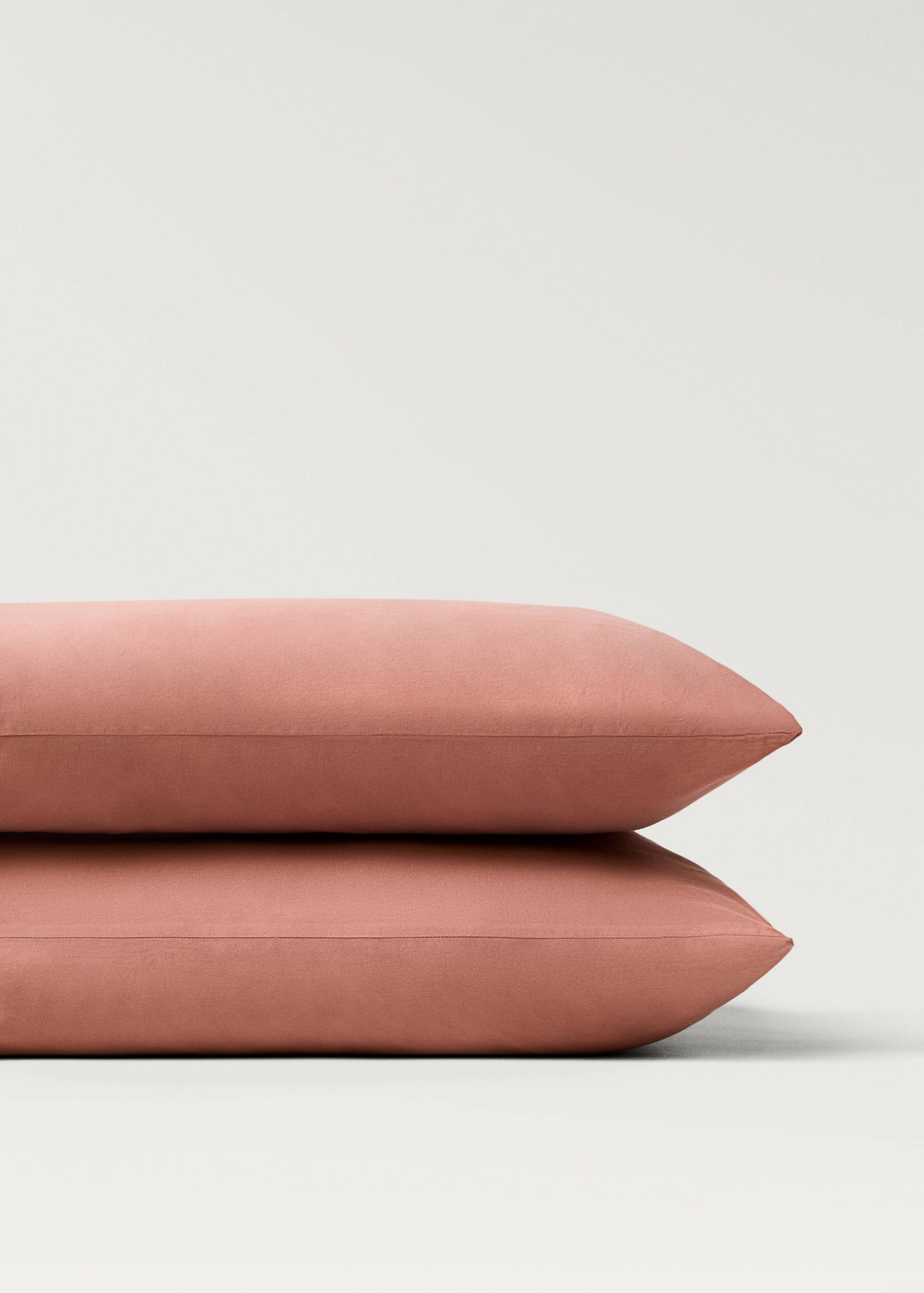 Zwei Kissenbezüge aus gewaschener Baumwollsatin mit doppelter Steppnaht, 50 x 75 cm - Detail des Artikels 3