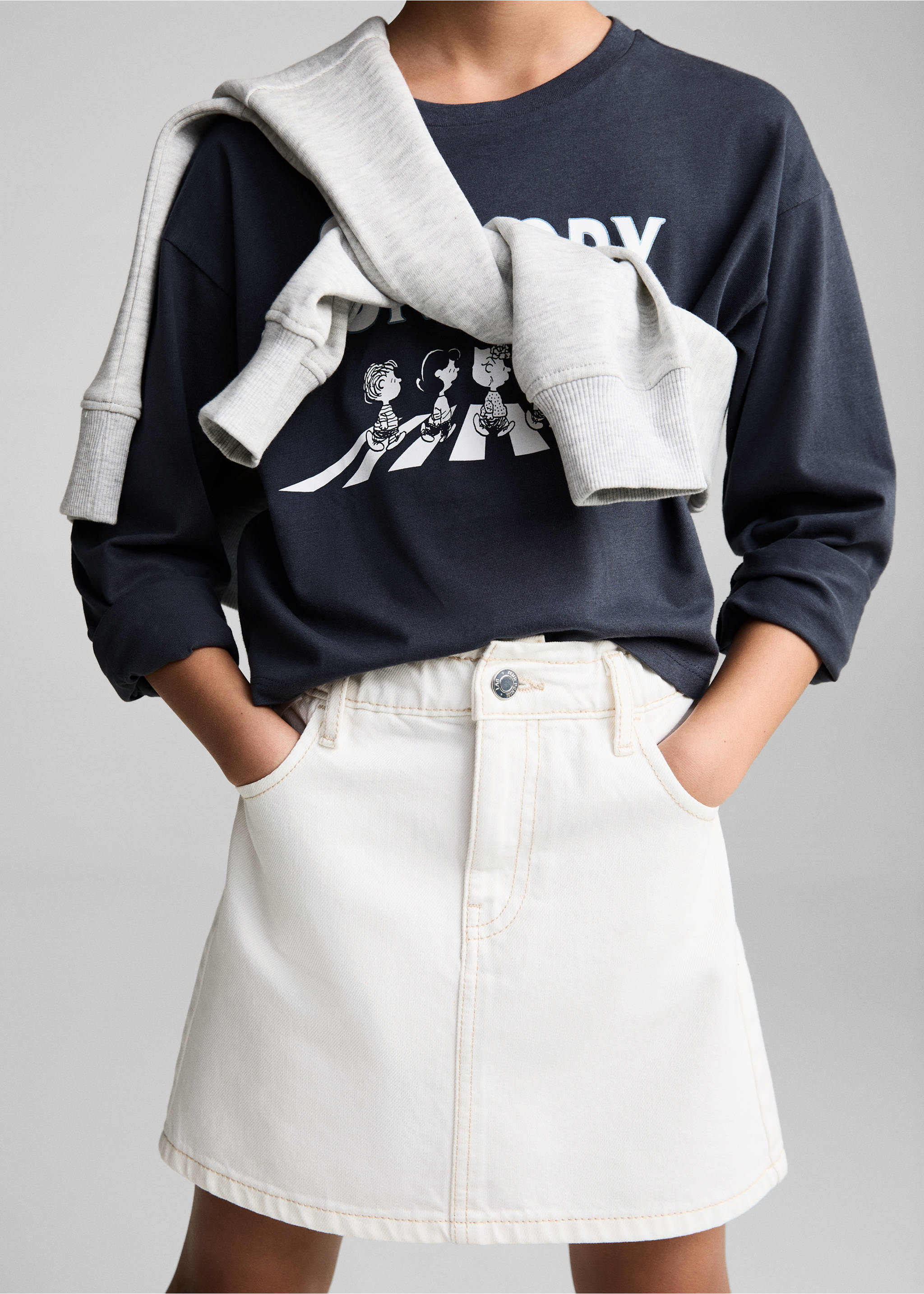 Denim mini-skirt - Details of the article 3, White. Ref: 87013271-00.