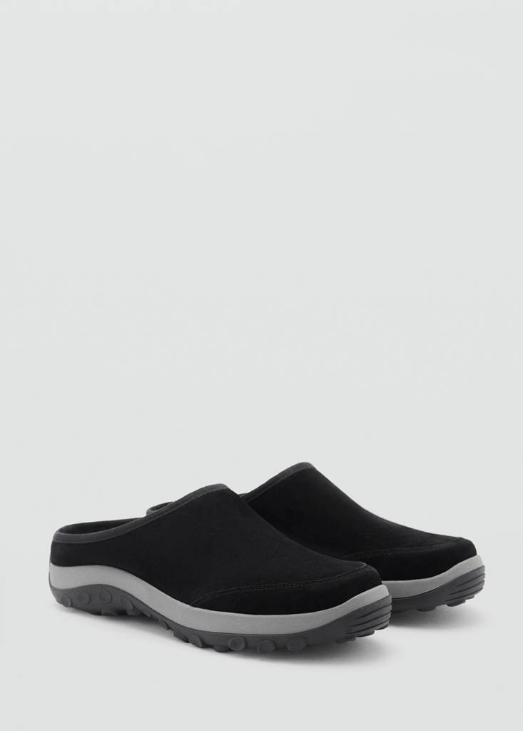 Leather clogs with track sole — Black
