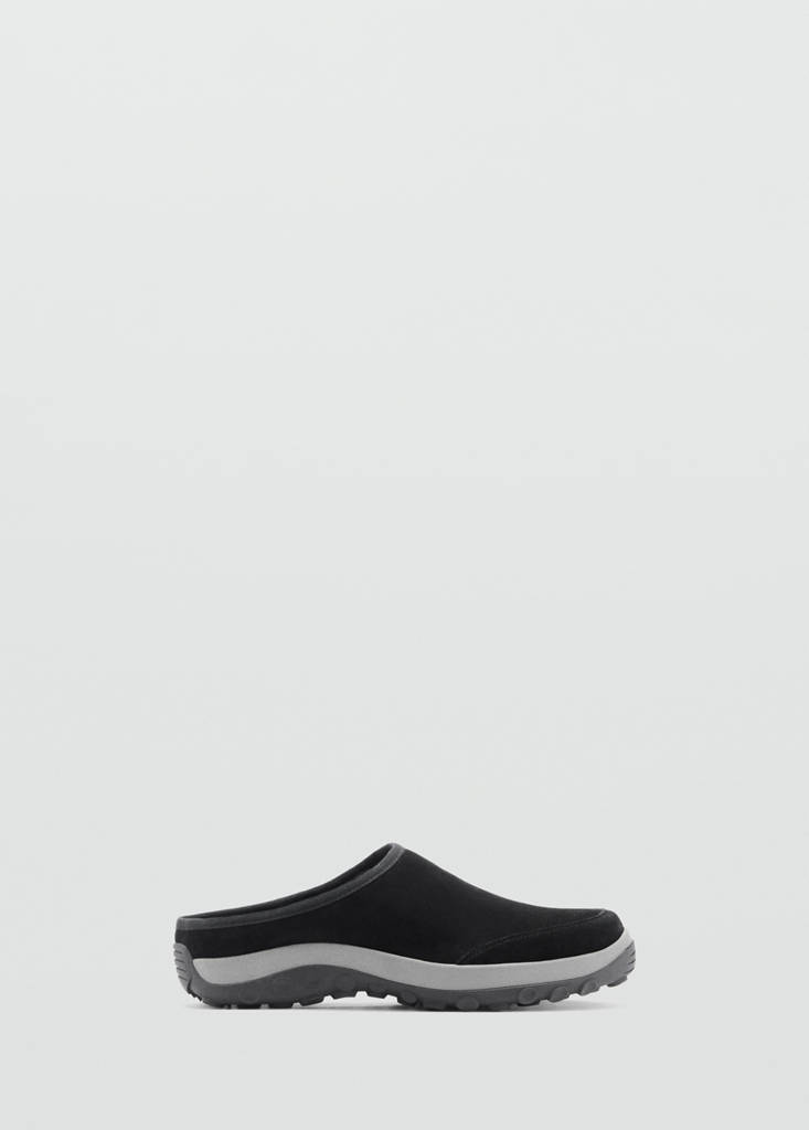 Leather clogs with track sole — Black