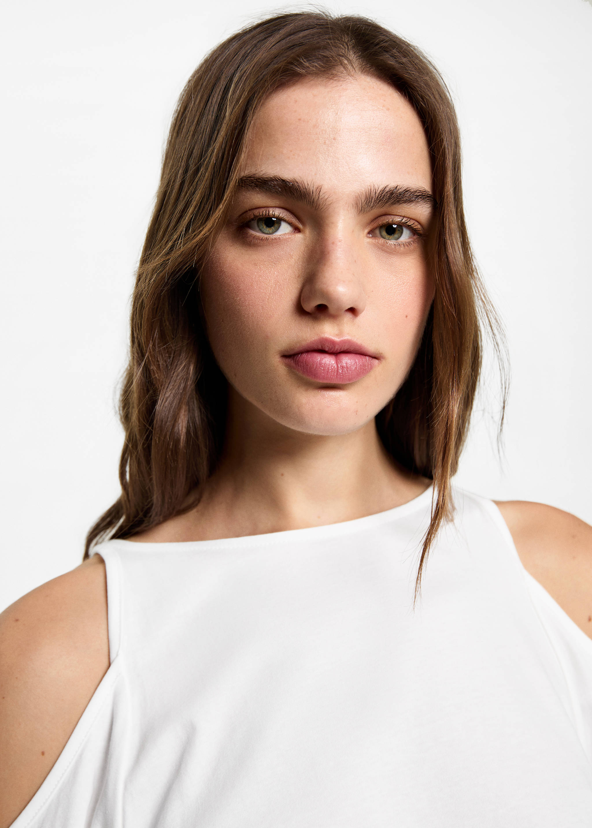 Camiseta cut out - Detalle del artículo 1