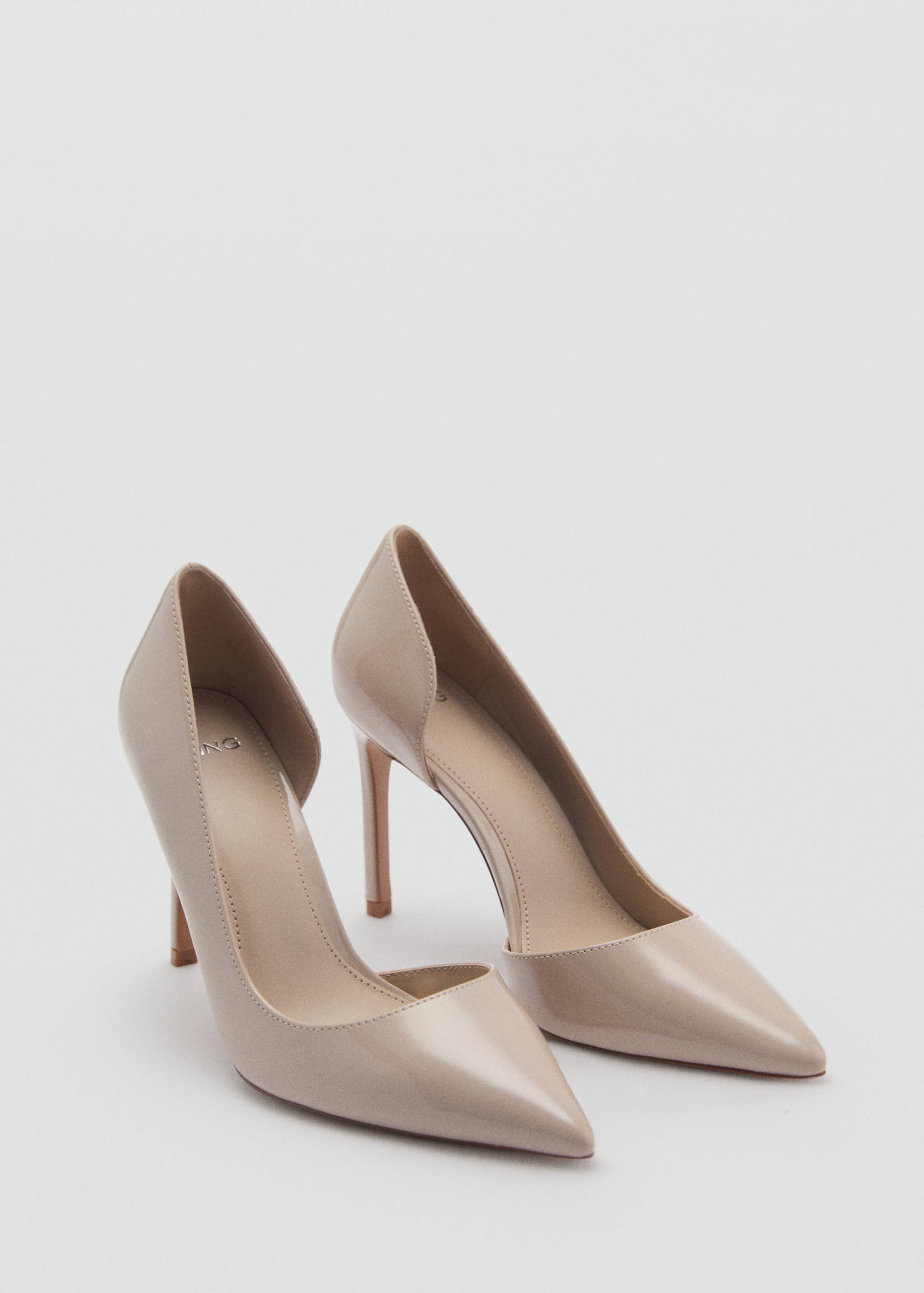 Asymmetrical leather-effect heeled shoes - Medium plane