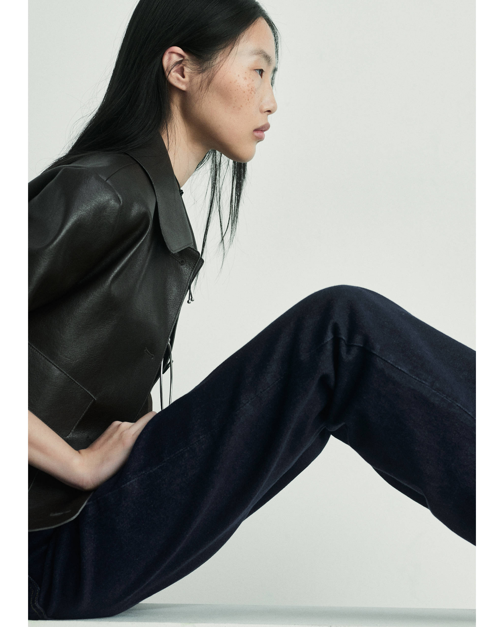 Flare jeans mid rise rinse wash - Details of the article 7