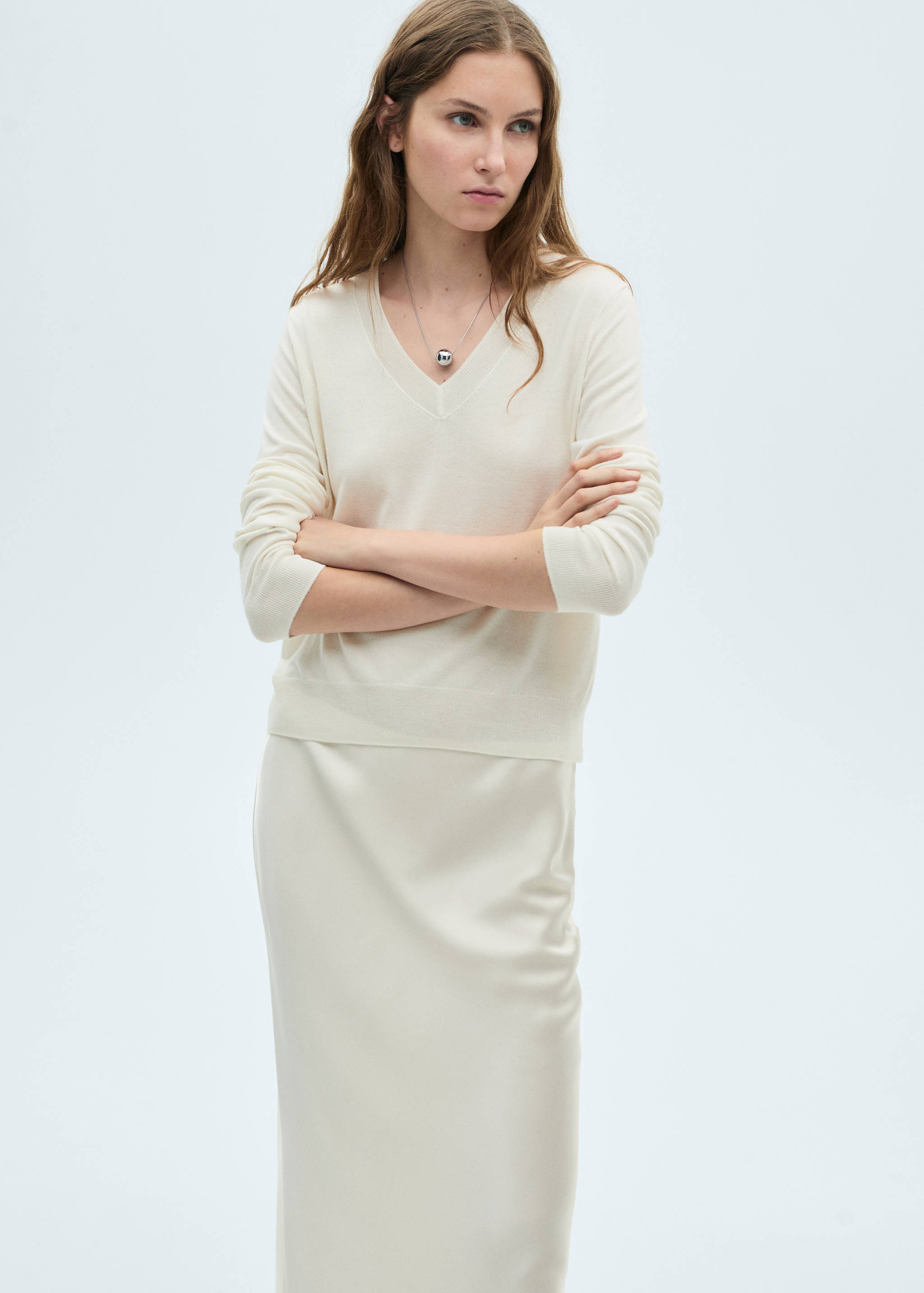 Stickad tröja i sidenblandning - Bild av mittparti