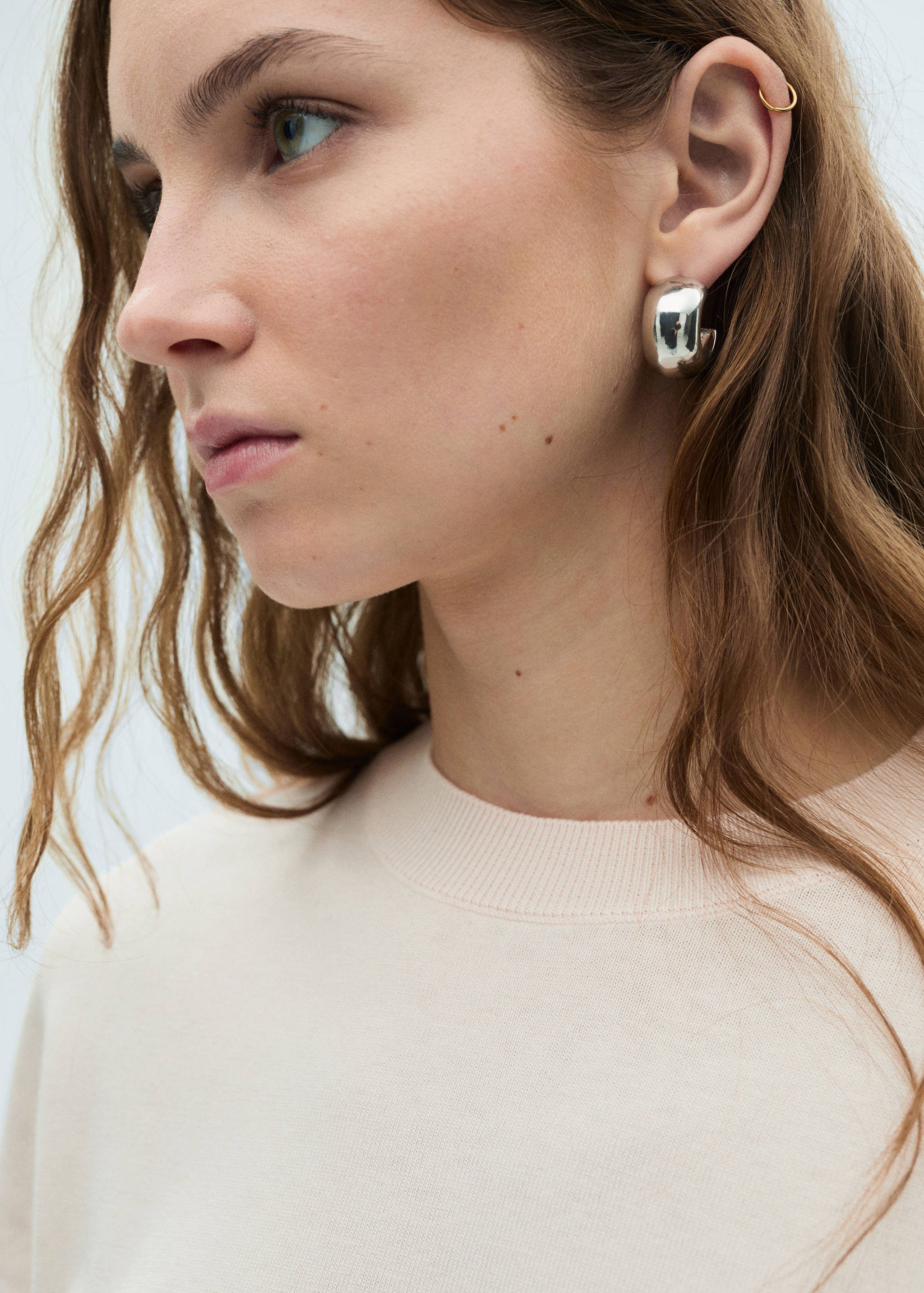 Stickad tröja i sidenblandning - Detaljer om artikeln 1