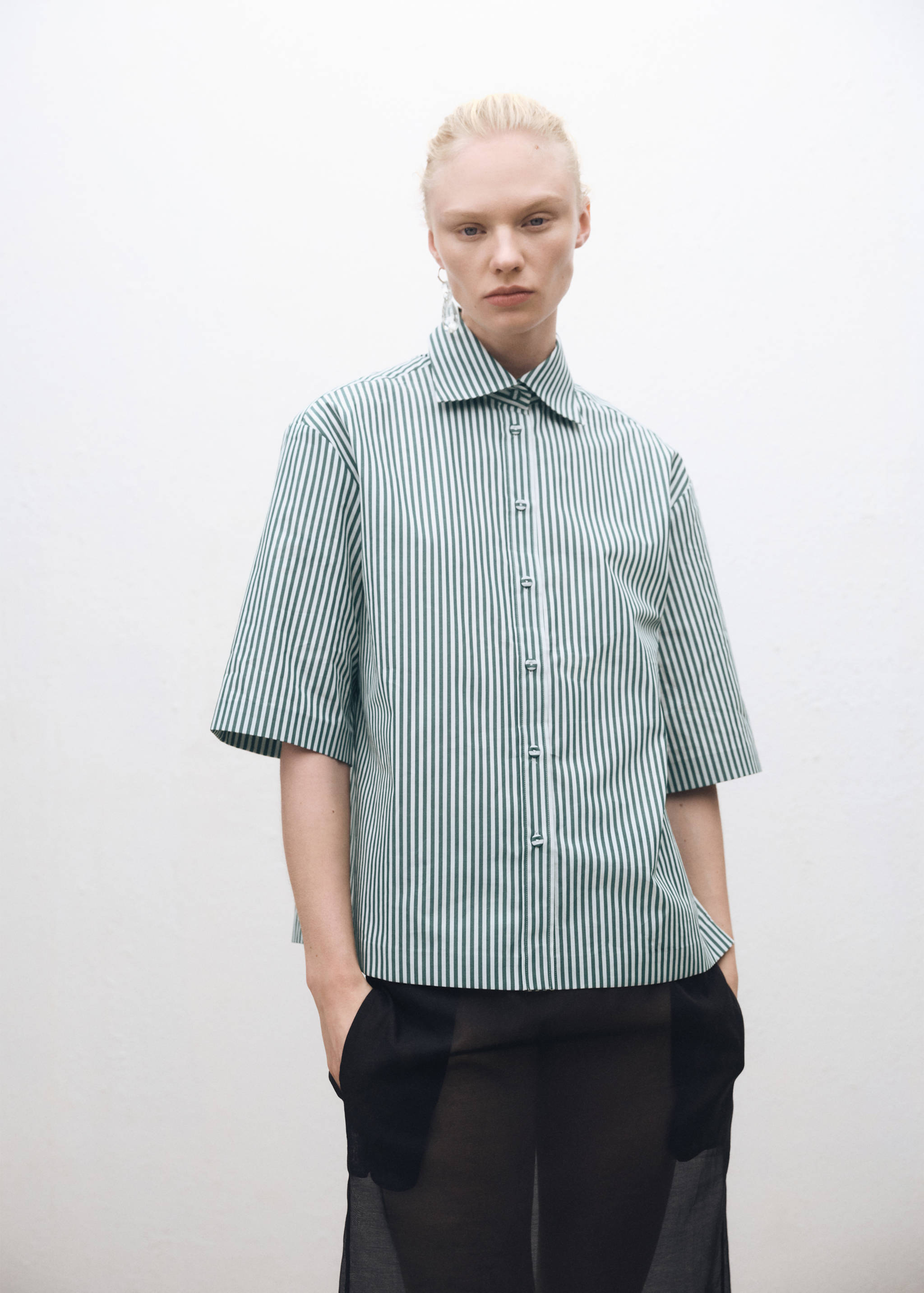 Short-sleeved striped cotton shirt - Medium plane