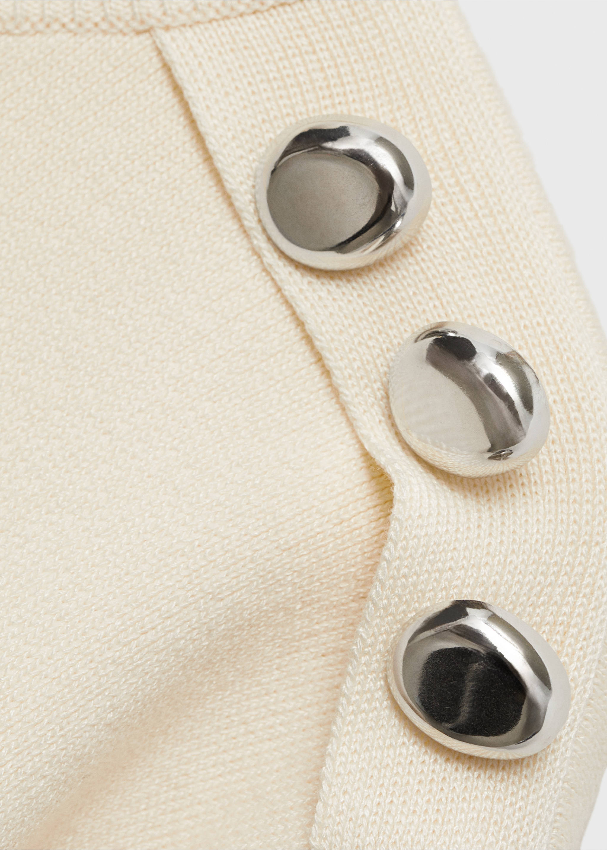 Buttons detail knit sweater - Details of the article 0, Ecru. Ref: 87014092-00.