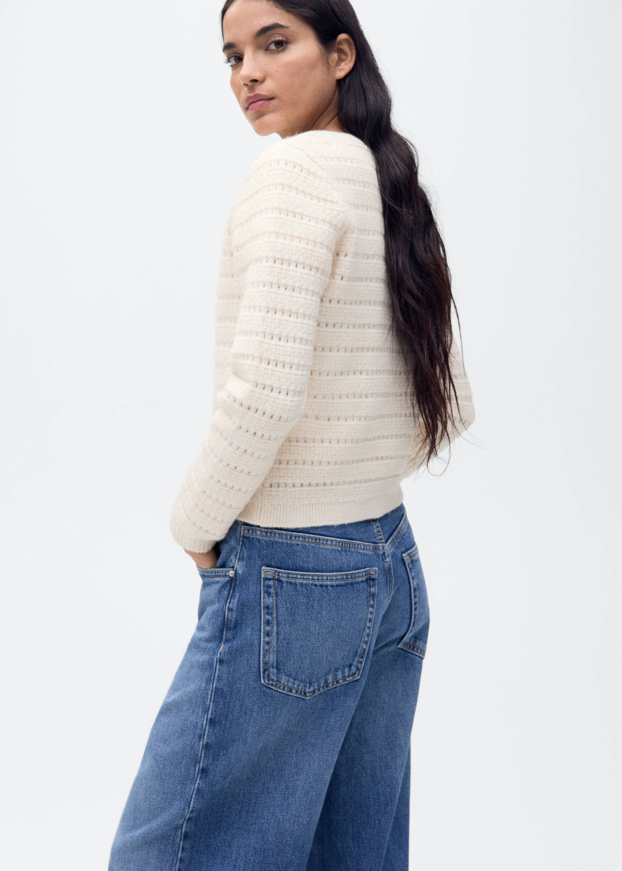 Gebreid vest met ajourdetails - Achterkant van het artikel