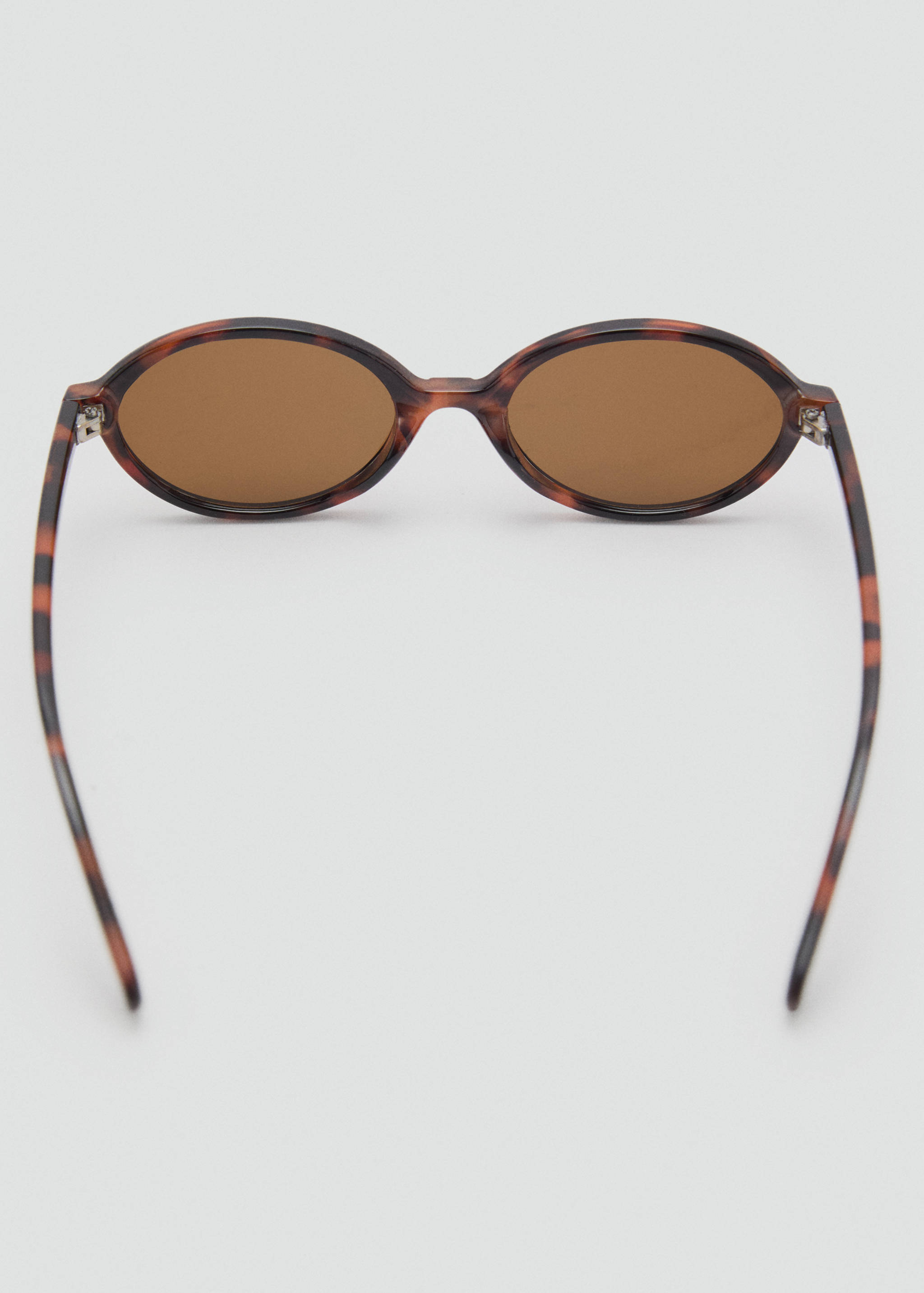 Oval sunglasses - Details of the article 1
