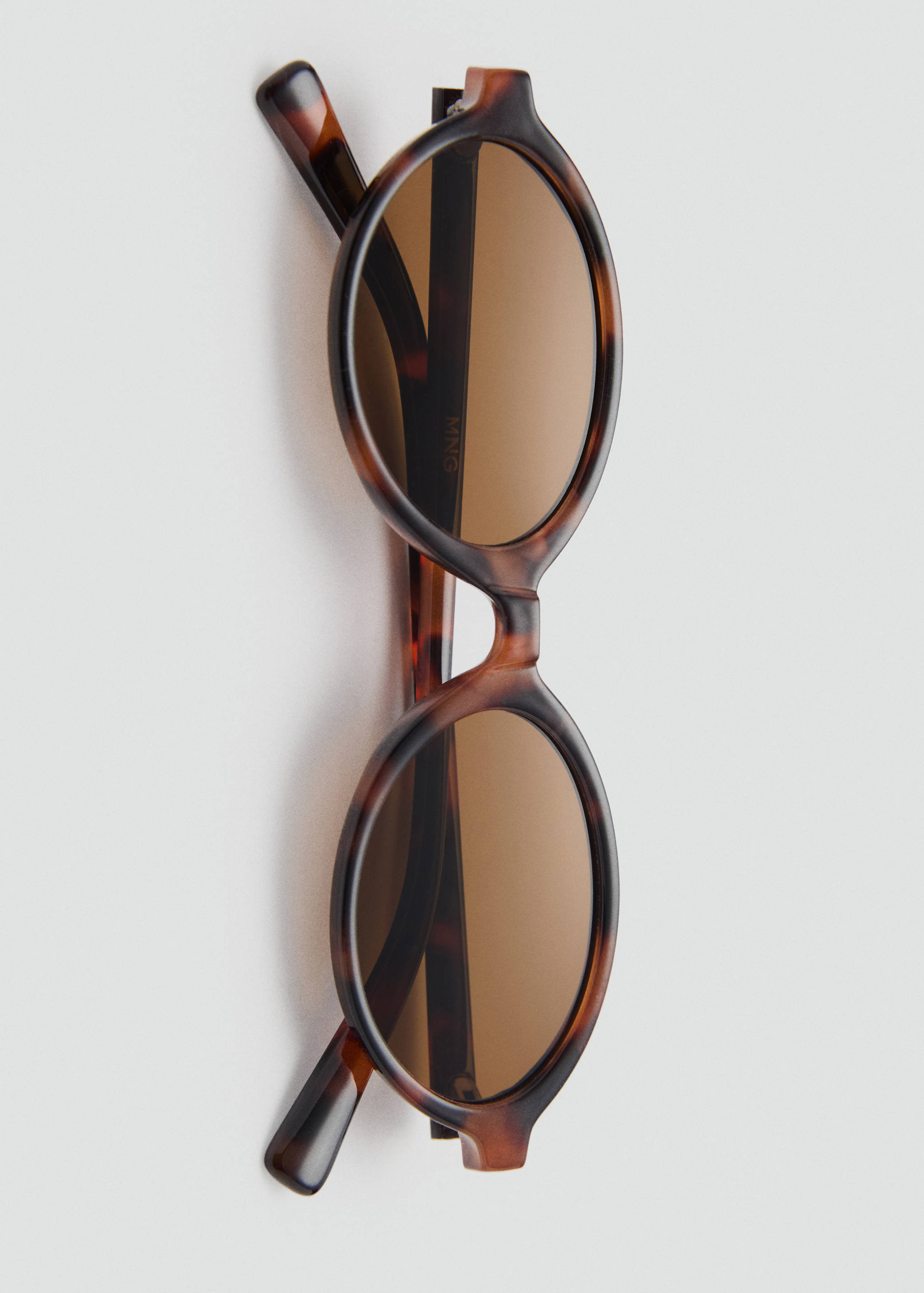Oval sunglasses - Details of the article 2
