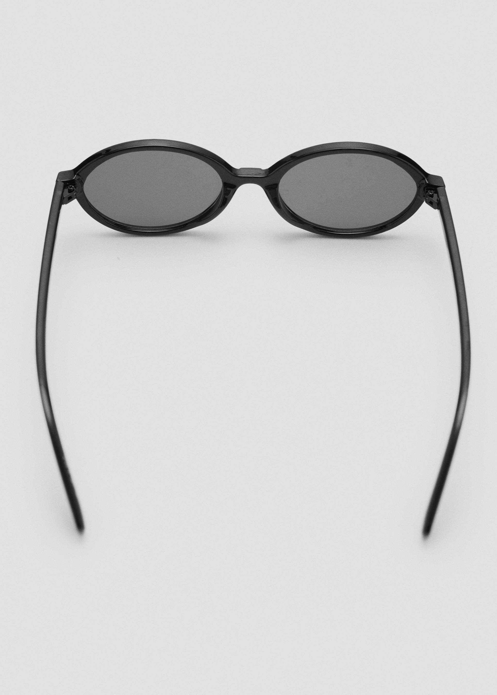 Oval sunglasses - Details of the article 1