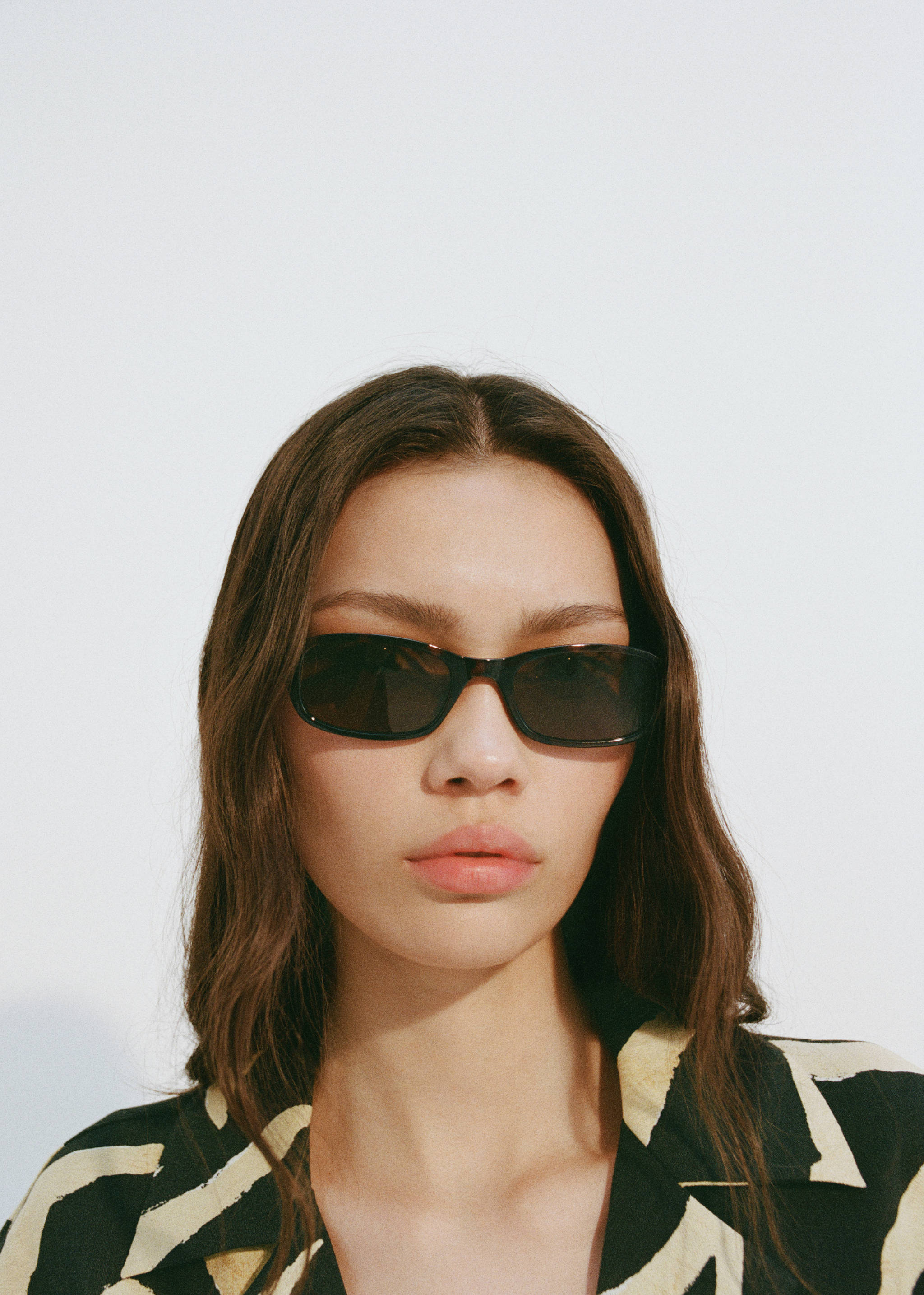 Rectangular-frame sunglasses - General plane