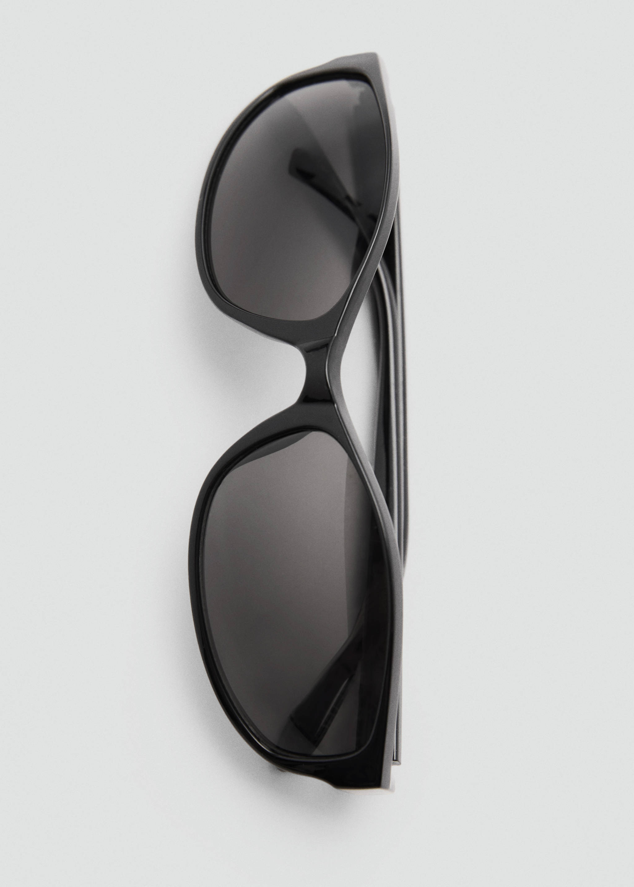 Thin-frame sunglasses - Details of the article 2