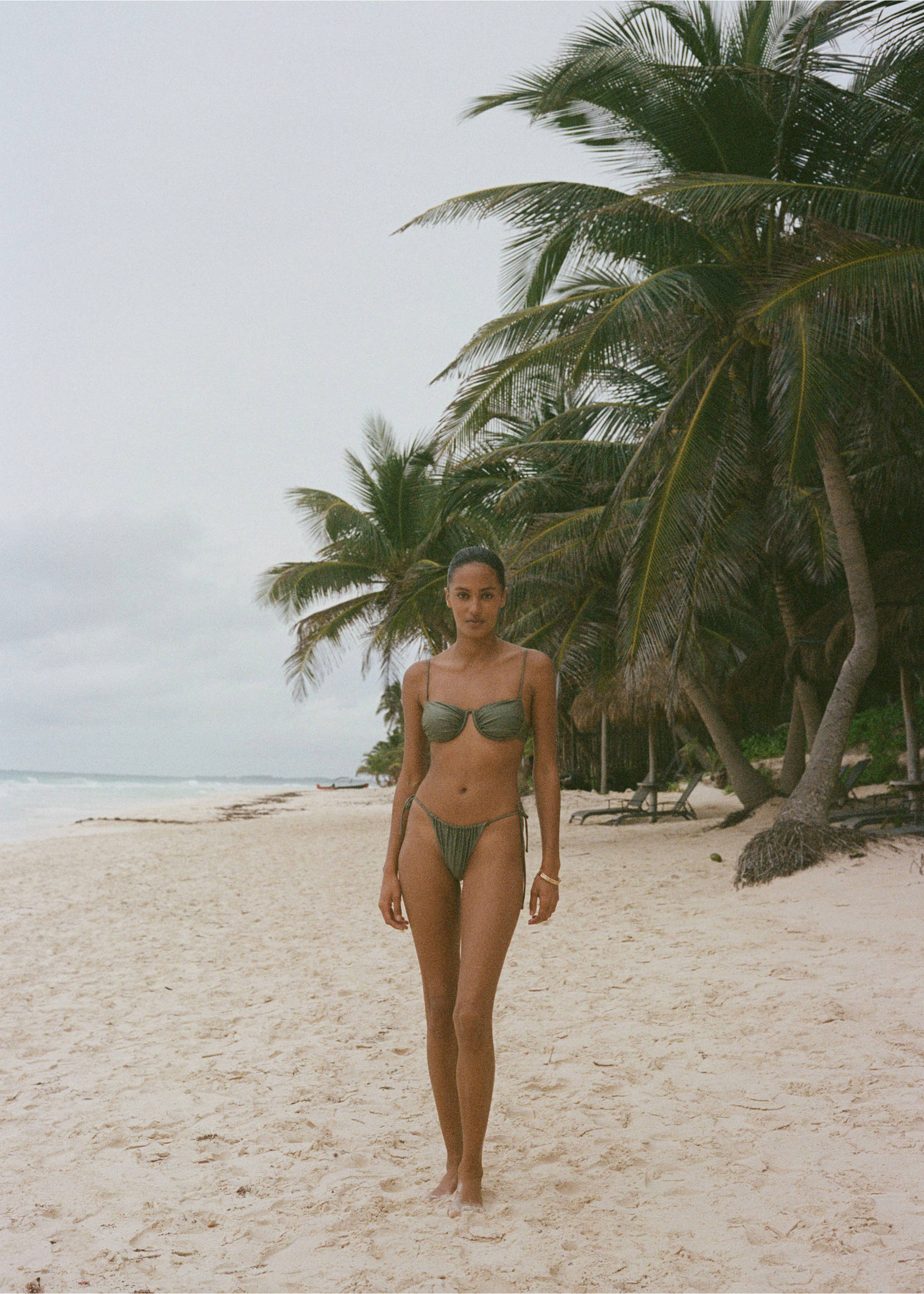 Braguita bikini lazos - Plano general, Khaki. Ref: 87014396-00.