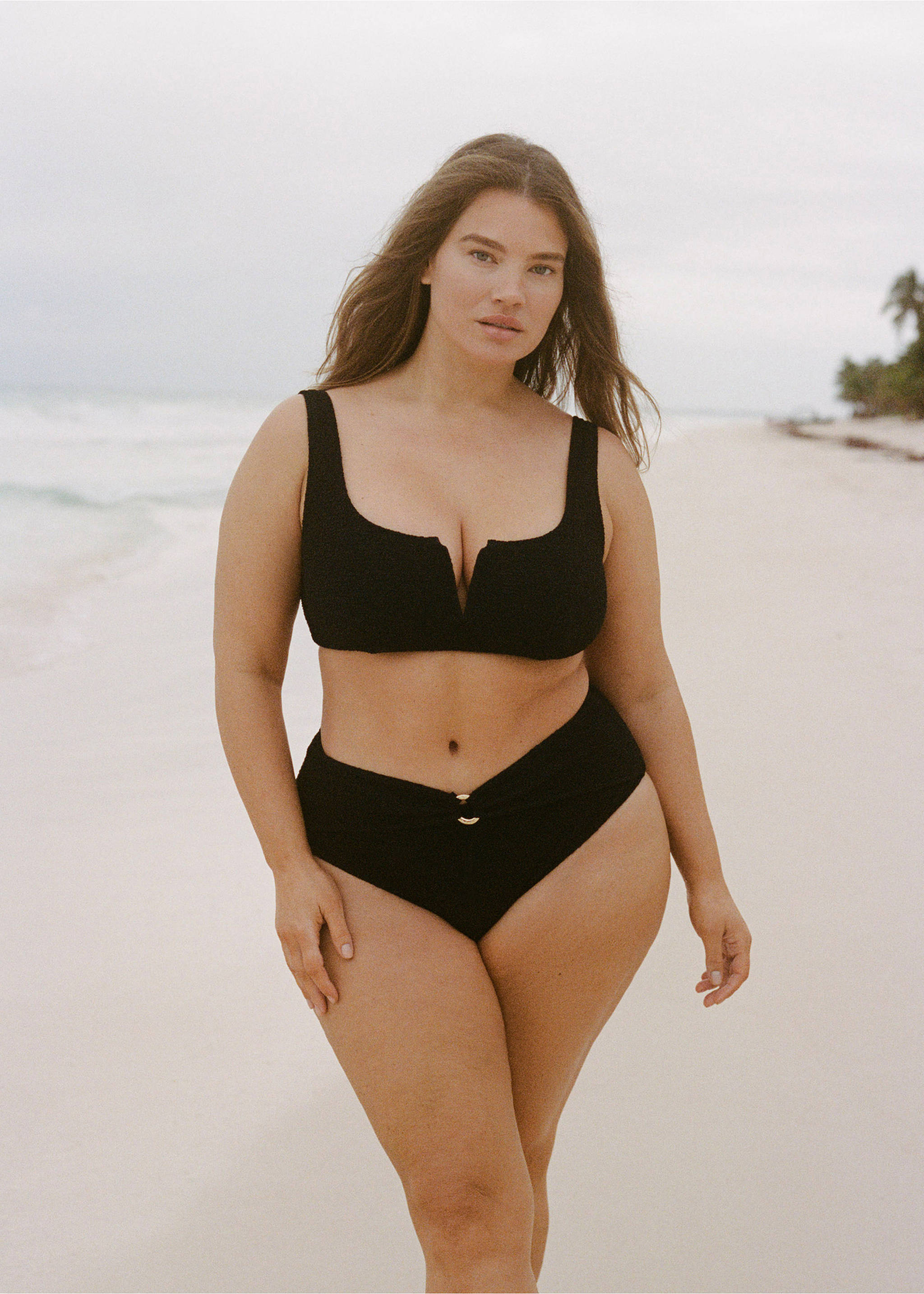 Top bikini efecto toalla - Detalle del artículo 3, Negro. Ref: 87014397-00.