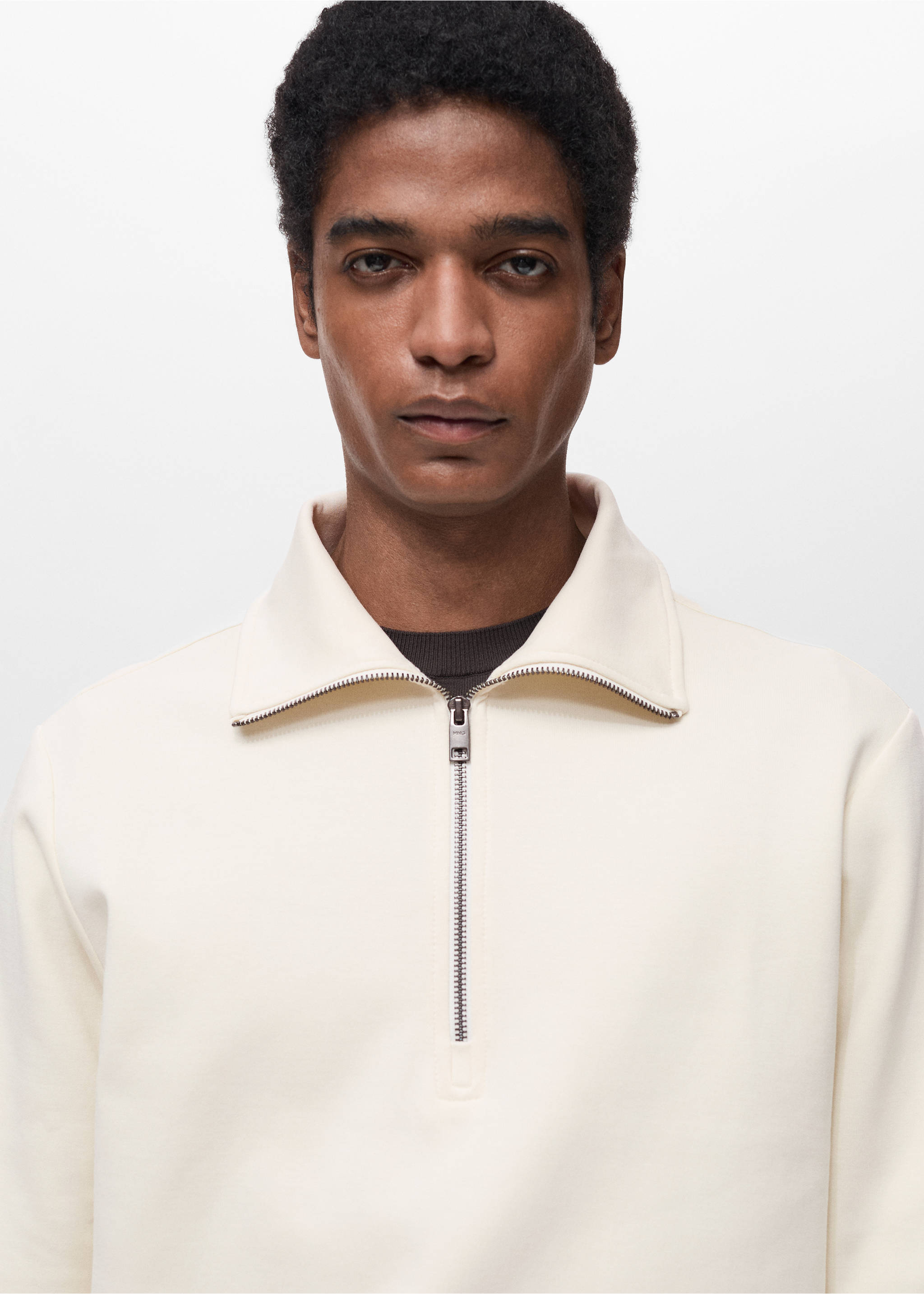 Fermuarlı regular kesim pamuklu sweatshirt - Ürün detayı 1, Kırık Beyaz. Ref: 87014412-00.