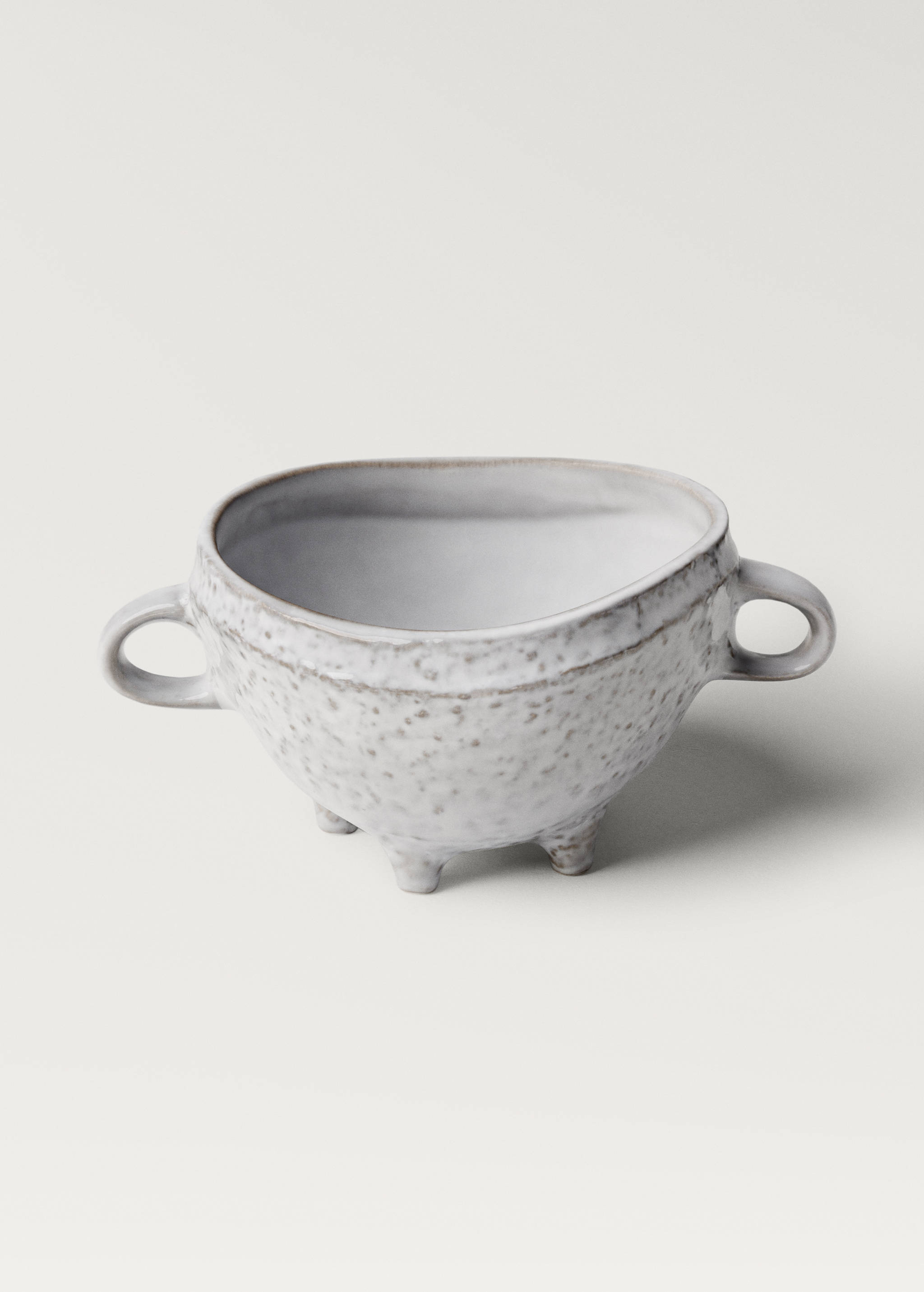 Medium irregular stoneware bowl - Details of the article 1