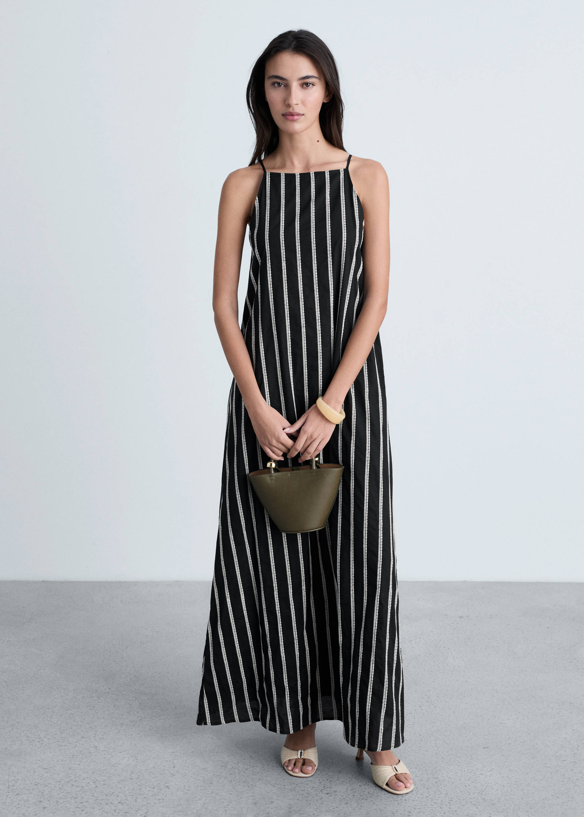 Embroidered halter-neck dress - General plane