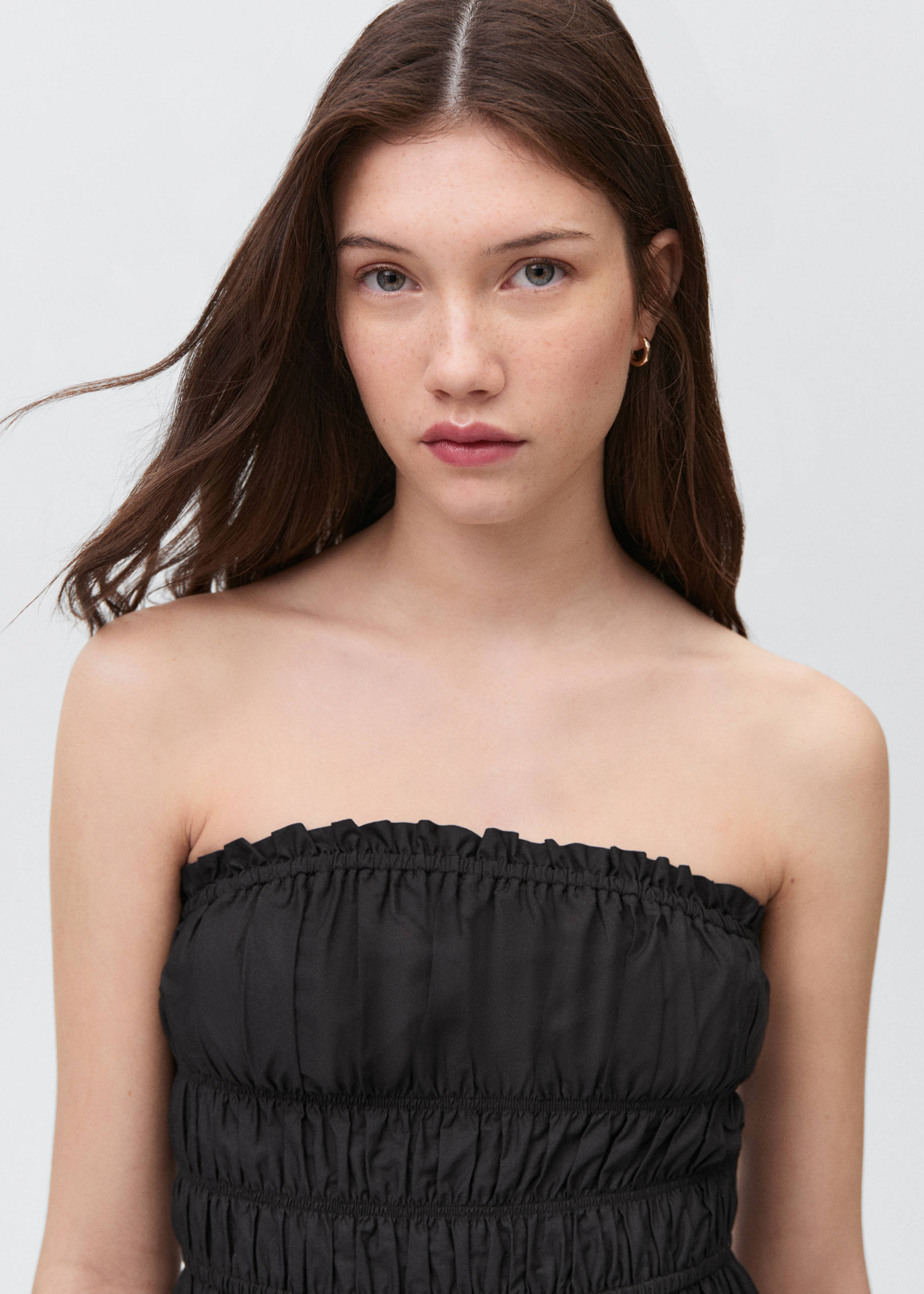 Flared dress with ruffled hem - Details of the article 1