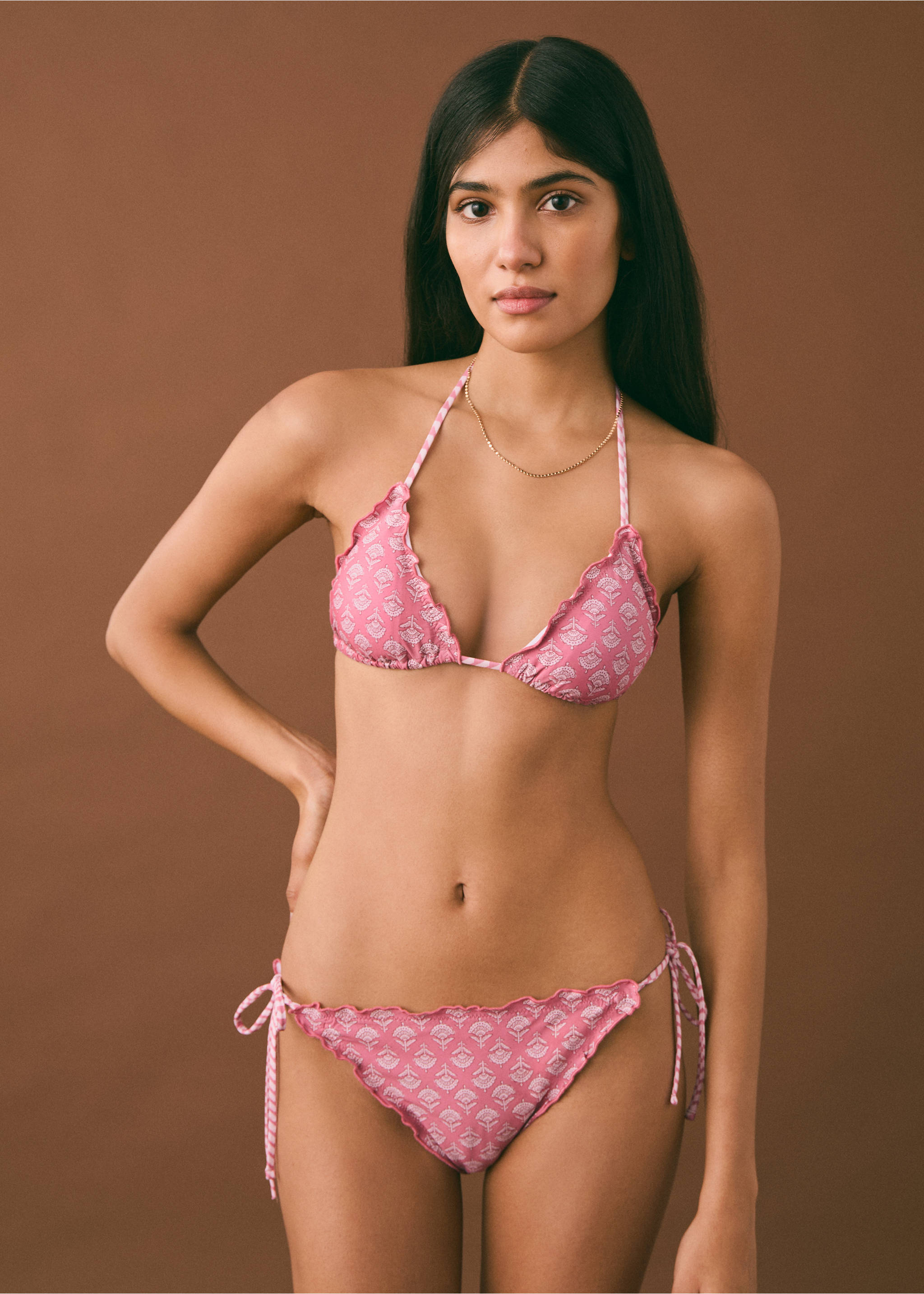 Bikini with printed trim - Medium plane, Pastel Pink. Ref: 87015748-00.