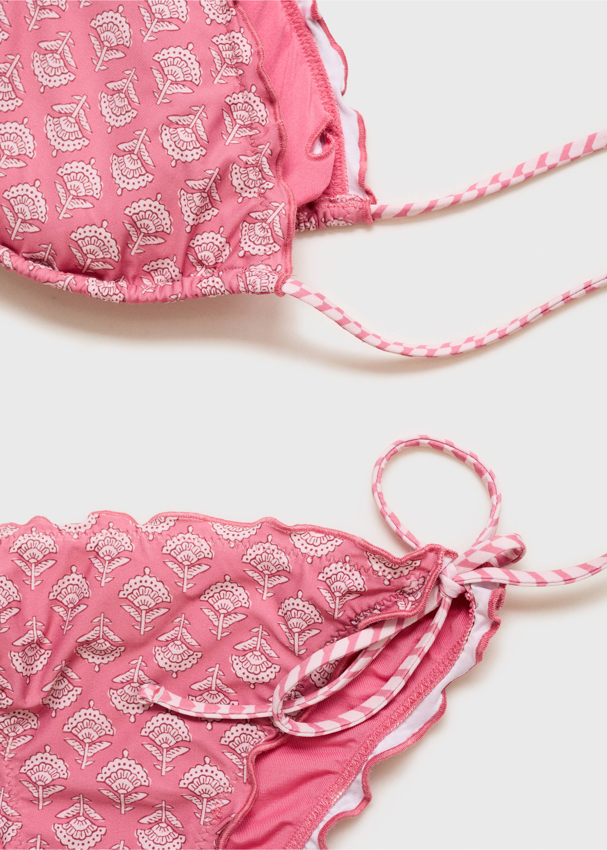 Bikini with printed trim - Details of the article 0, Pastel Pink. Ref: 87015748-00.