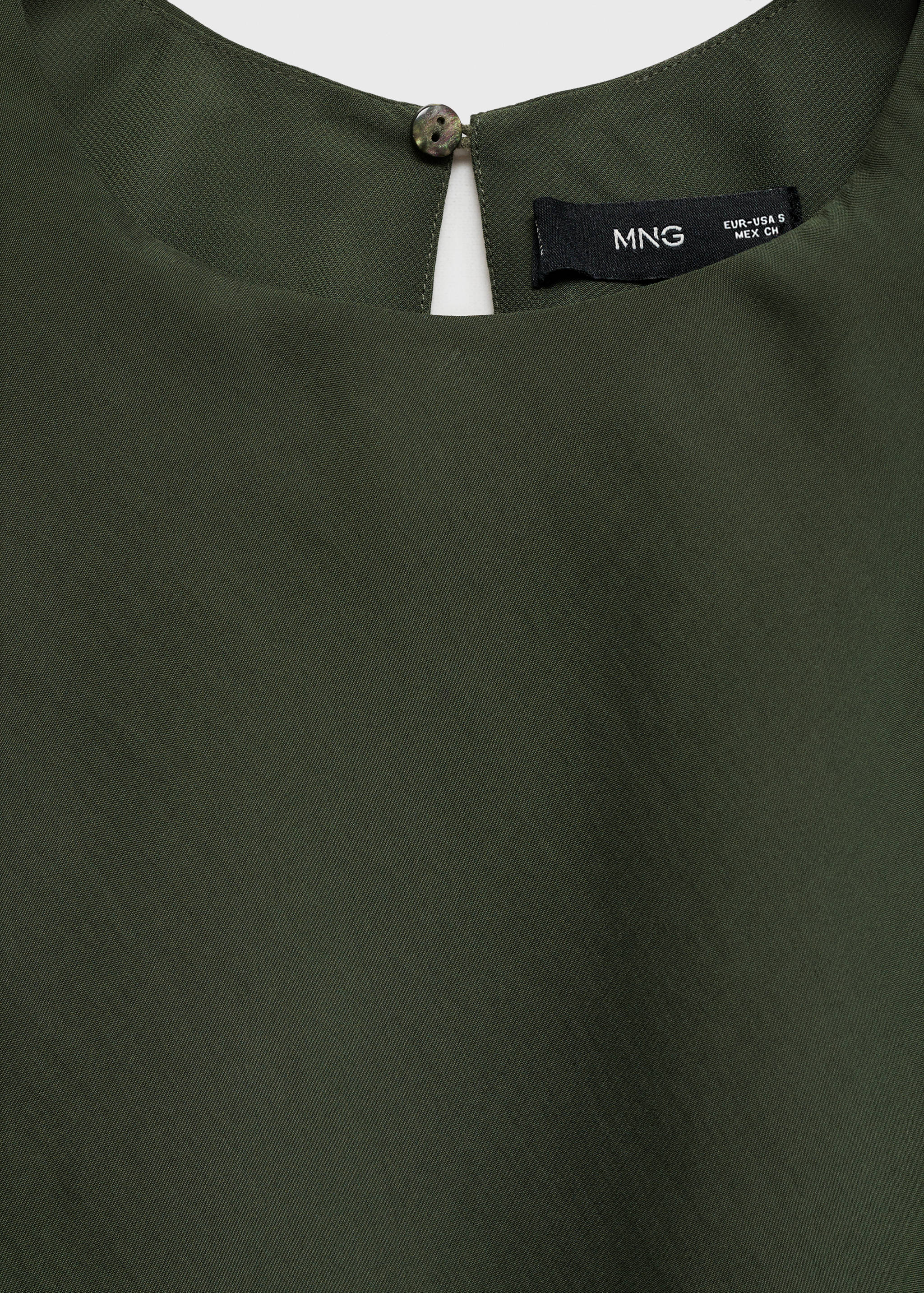 Vestido pelo joelho reto - Pormenor do artigo 8