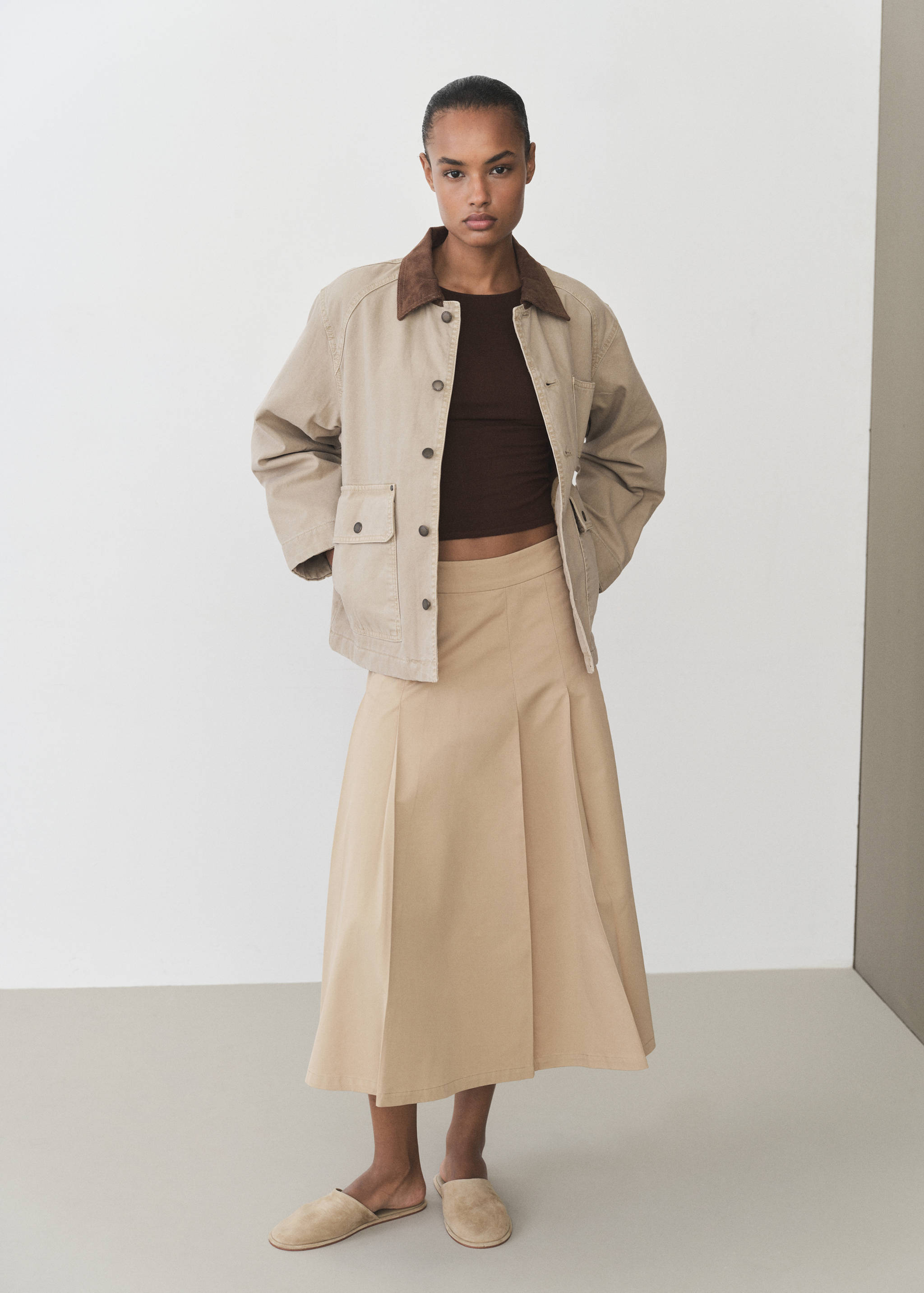 Fine-knit fitted sweater - General plane