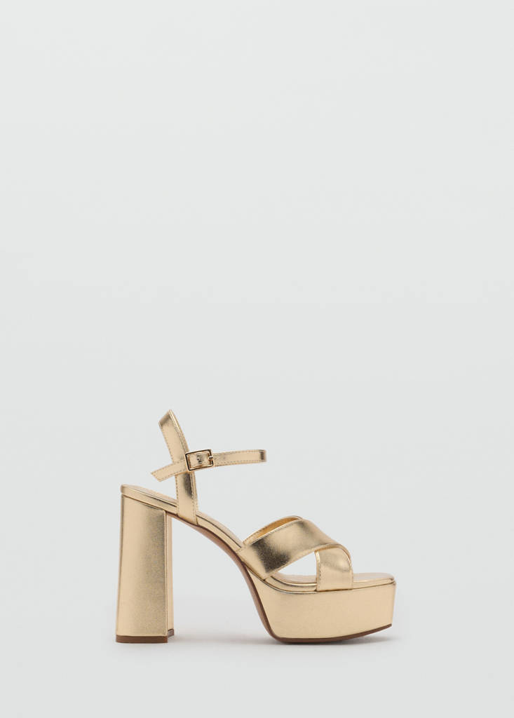 Metallic straps sandals — Gold