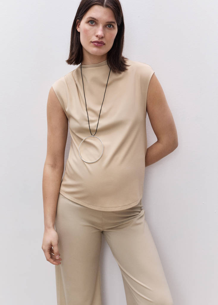 Maternity top with draped neck — Sand