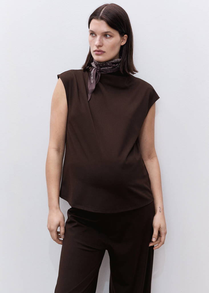 Maternity top with draped neck — Chocolate