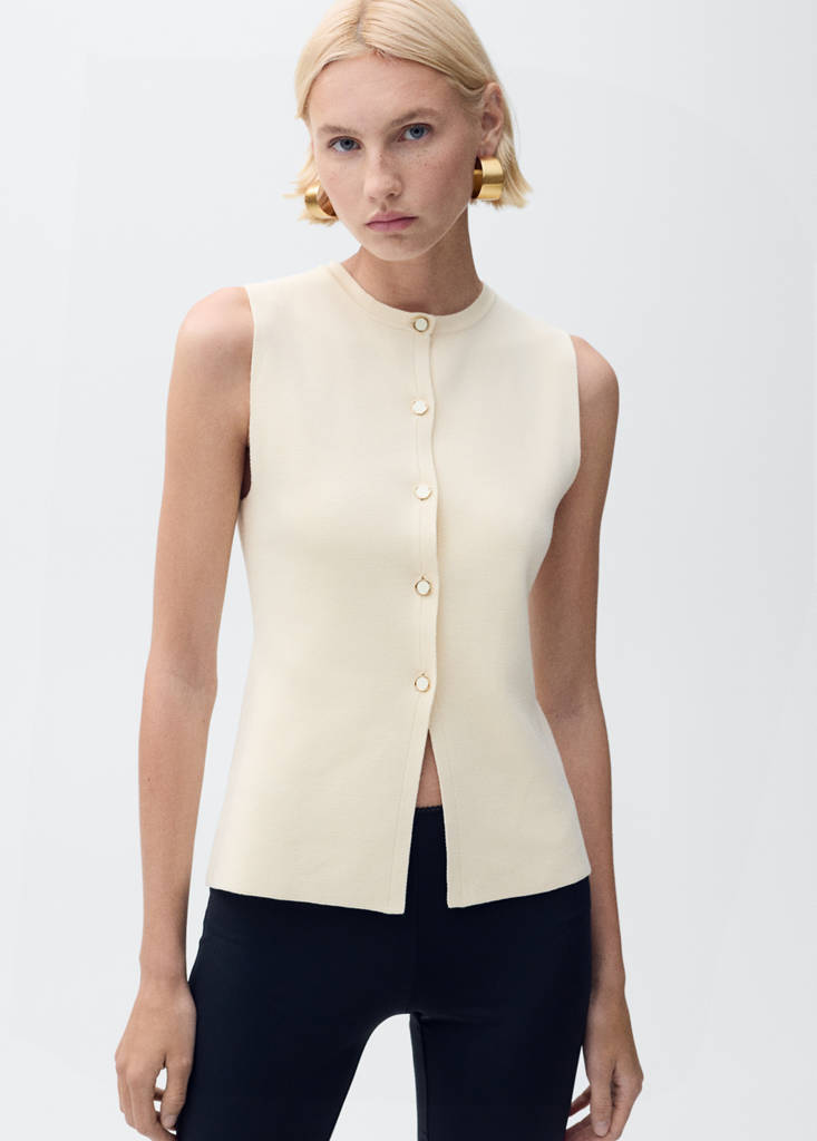 Fine-knit waistcoat with buttons — Ecru