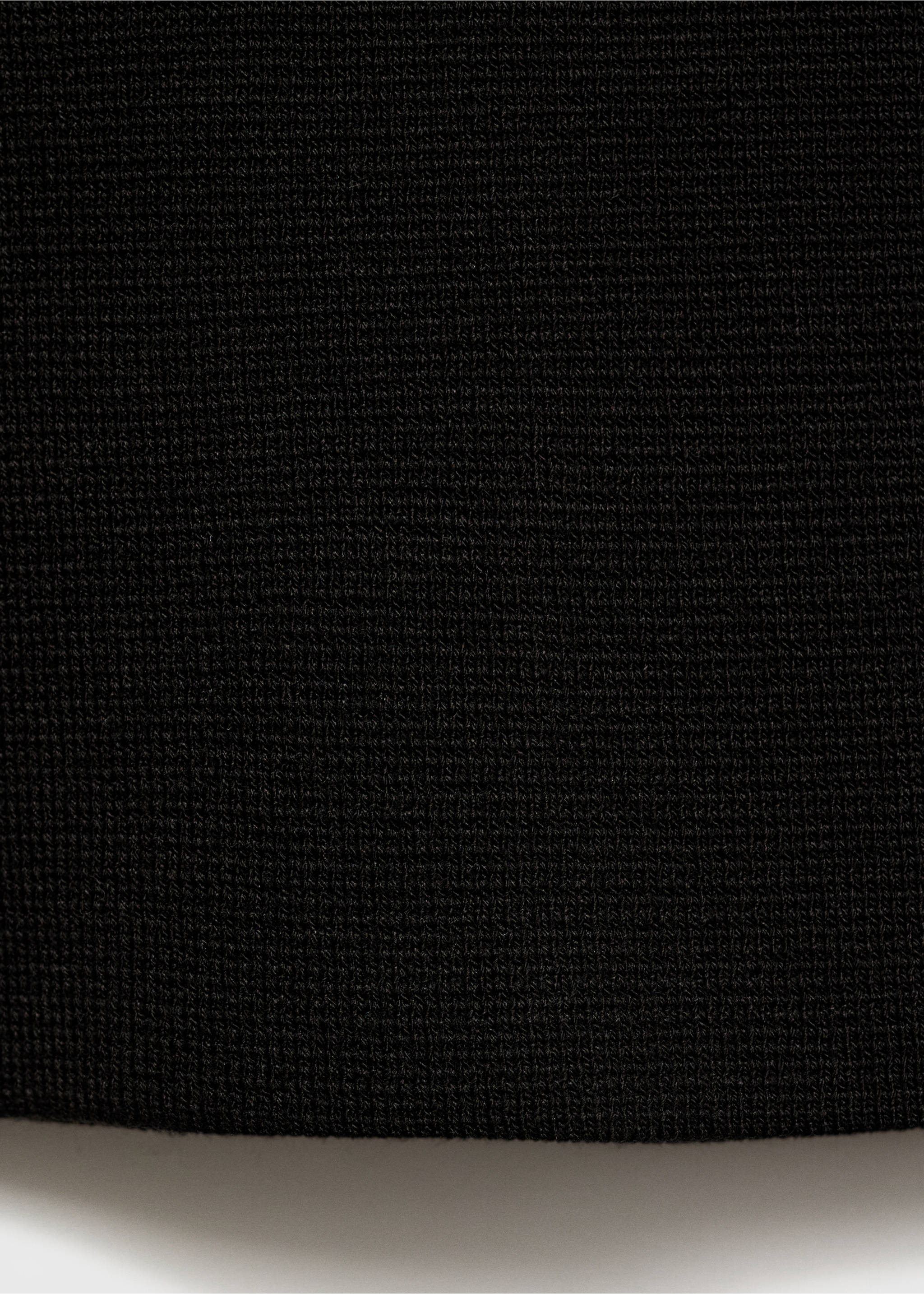 Fine-knit waistcoat with buttons - Details of the article 0, Chocolate. Ref: 87015764-00.