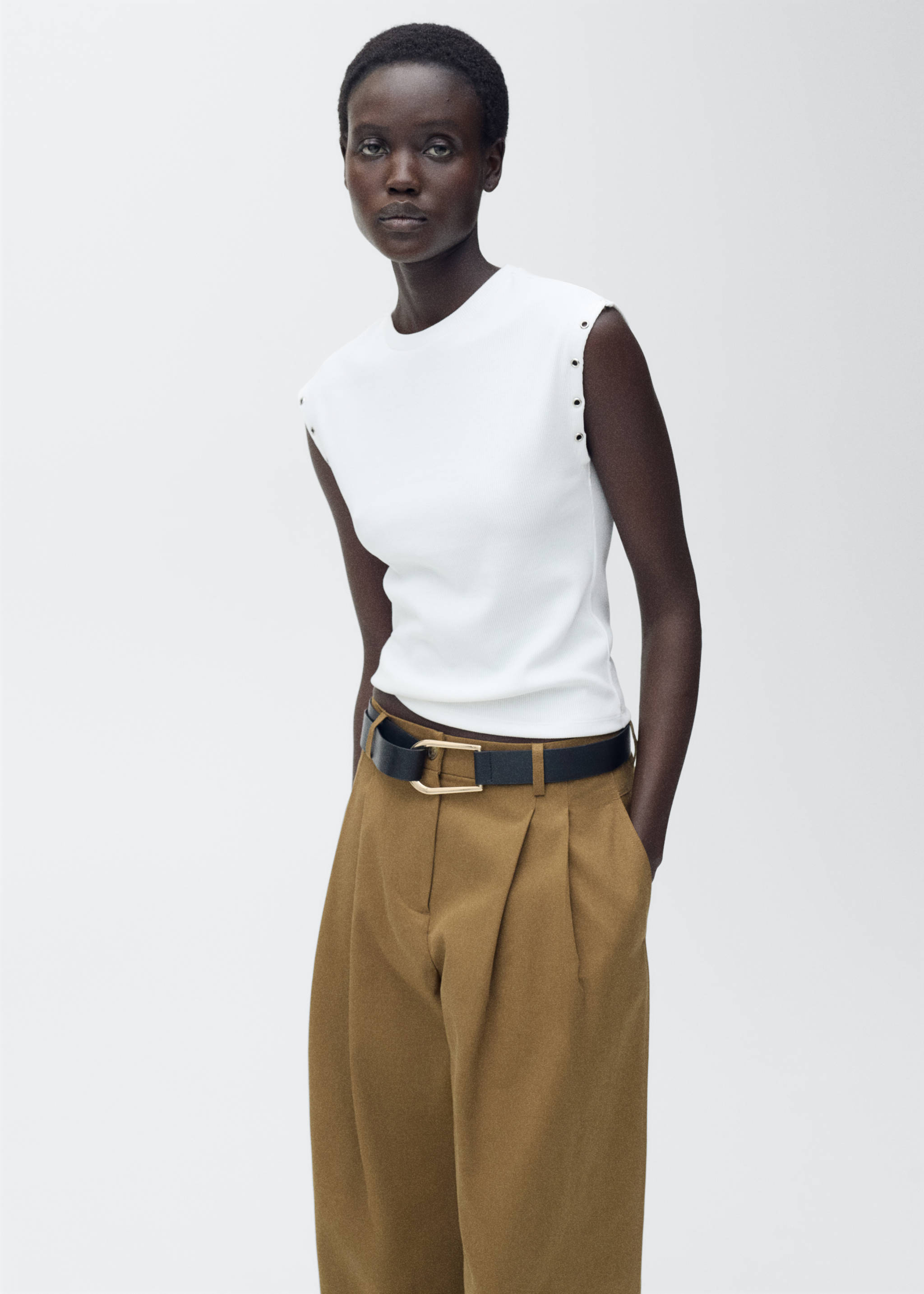 Samarreta canalé rivet encunyat - Detall de l'article 2