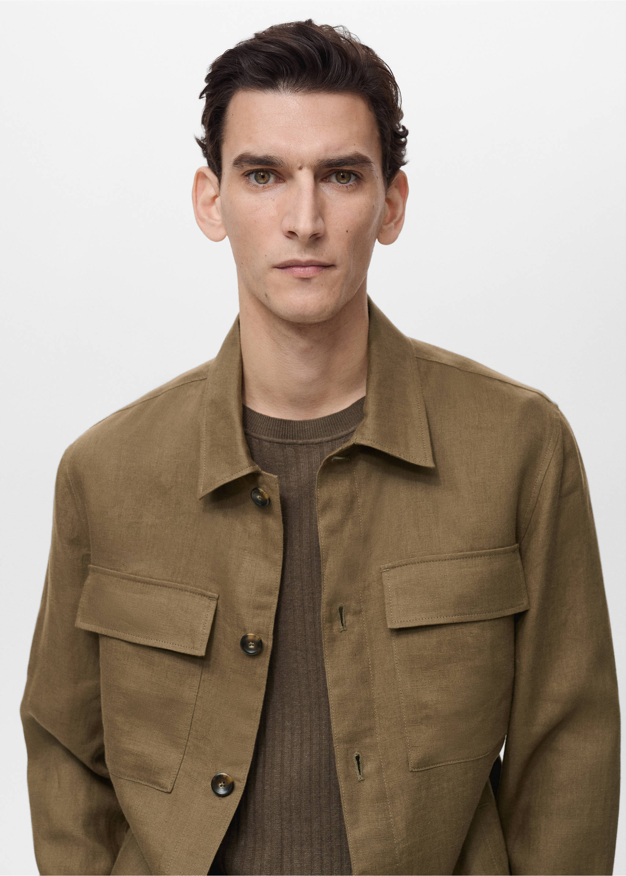 100% linen overshirt with pockets - Details of the article 1, Khaki. Ref: 87015922-00.